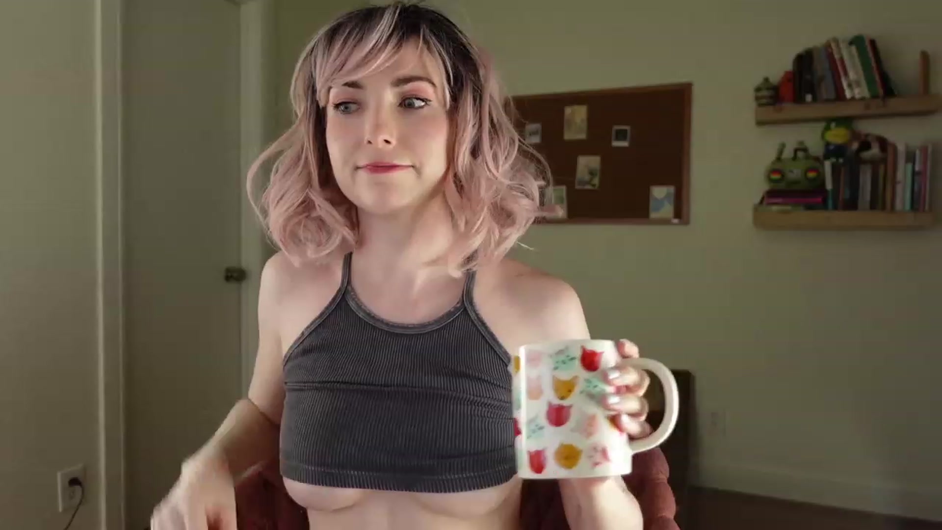 Gallery image thumbnail from Lil_blueberry's myfreecams stream on, 03/11/2023, 05:37 image 5 of 20