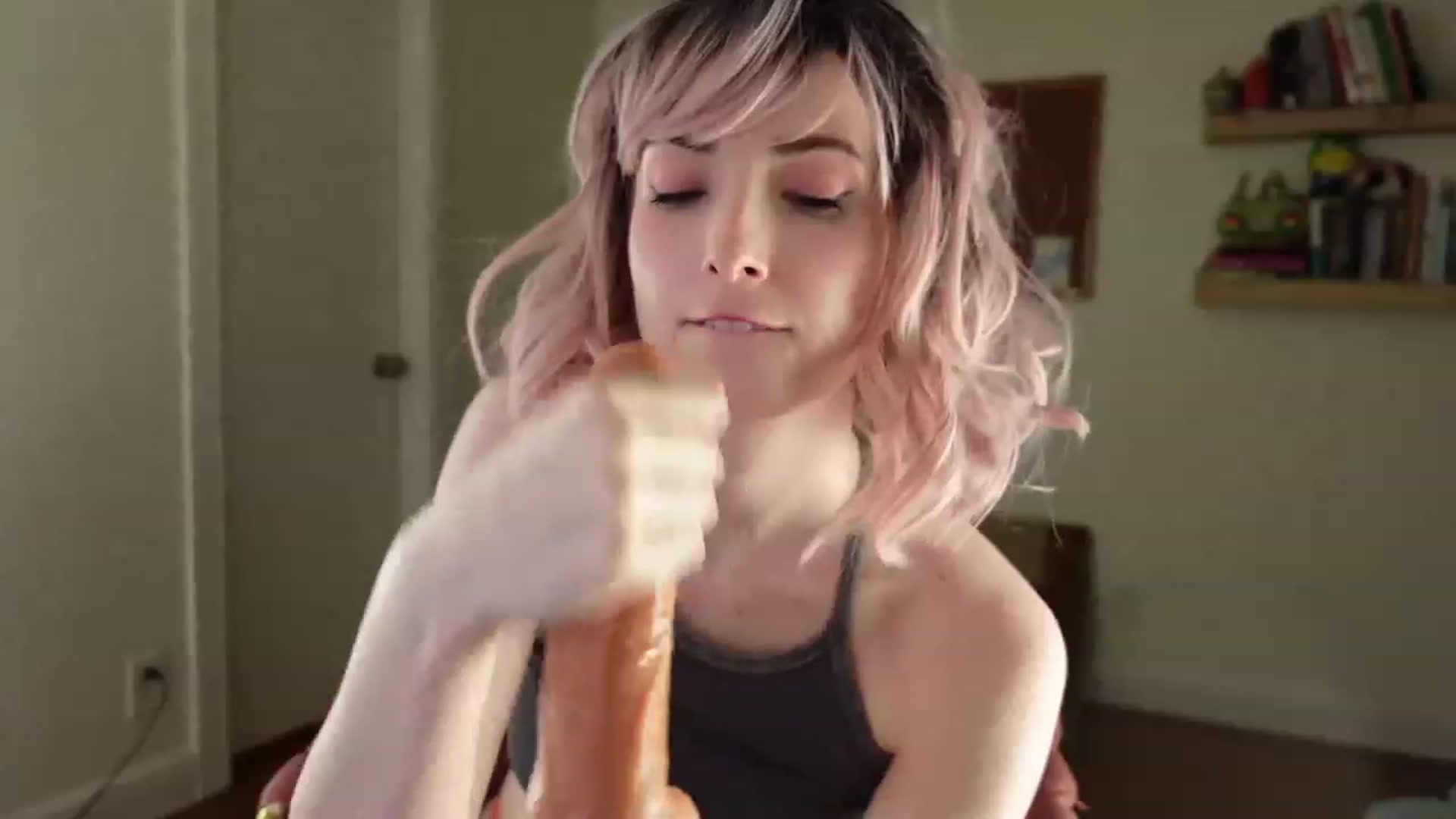 Gallery image thumbnail from Lil_blueberry's myfreecams stream on, 03/11/2023, 05:37 image 7 of 20