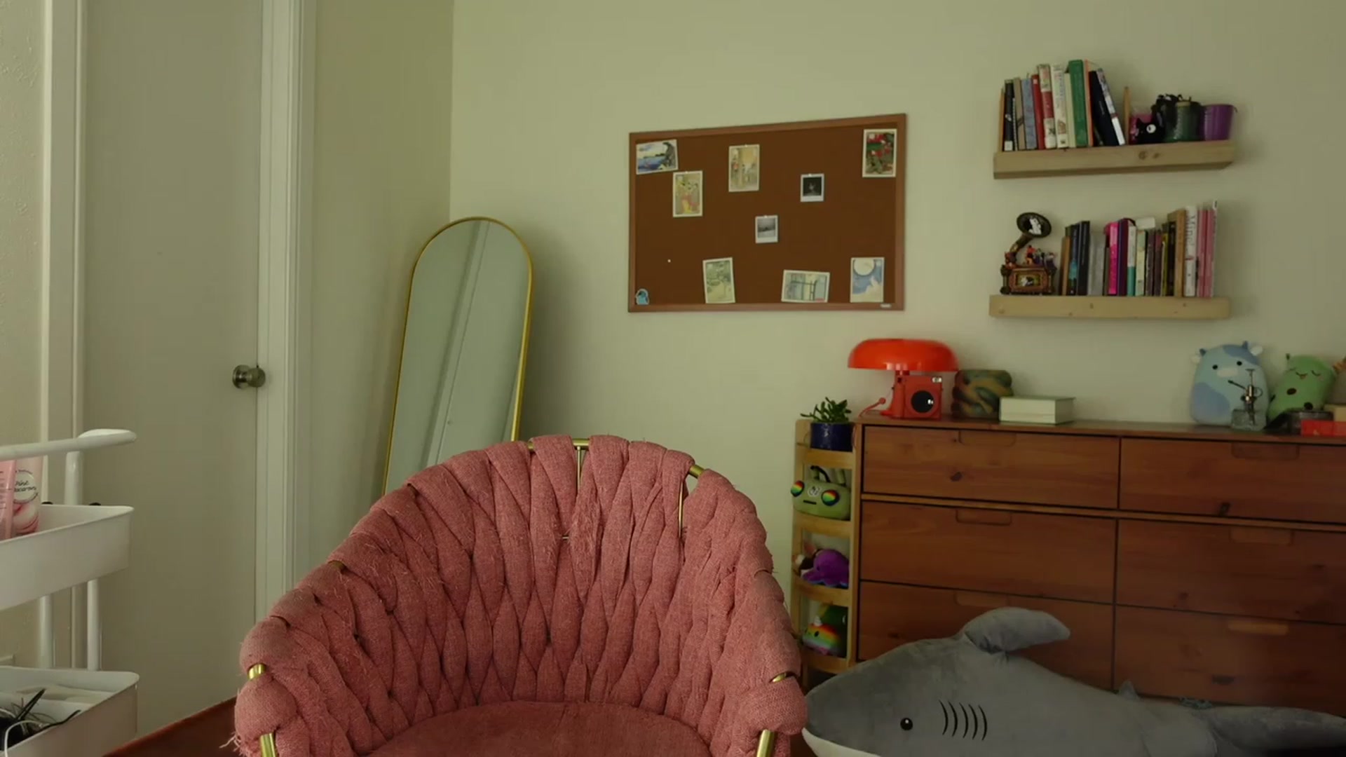 Gallery image thumbnail from Lil_blueberry's myfreecams stream on, 05/15/2023, 20:15 image 9 of 20