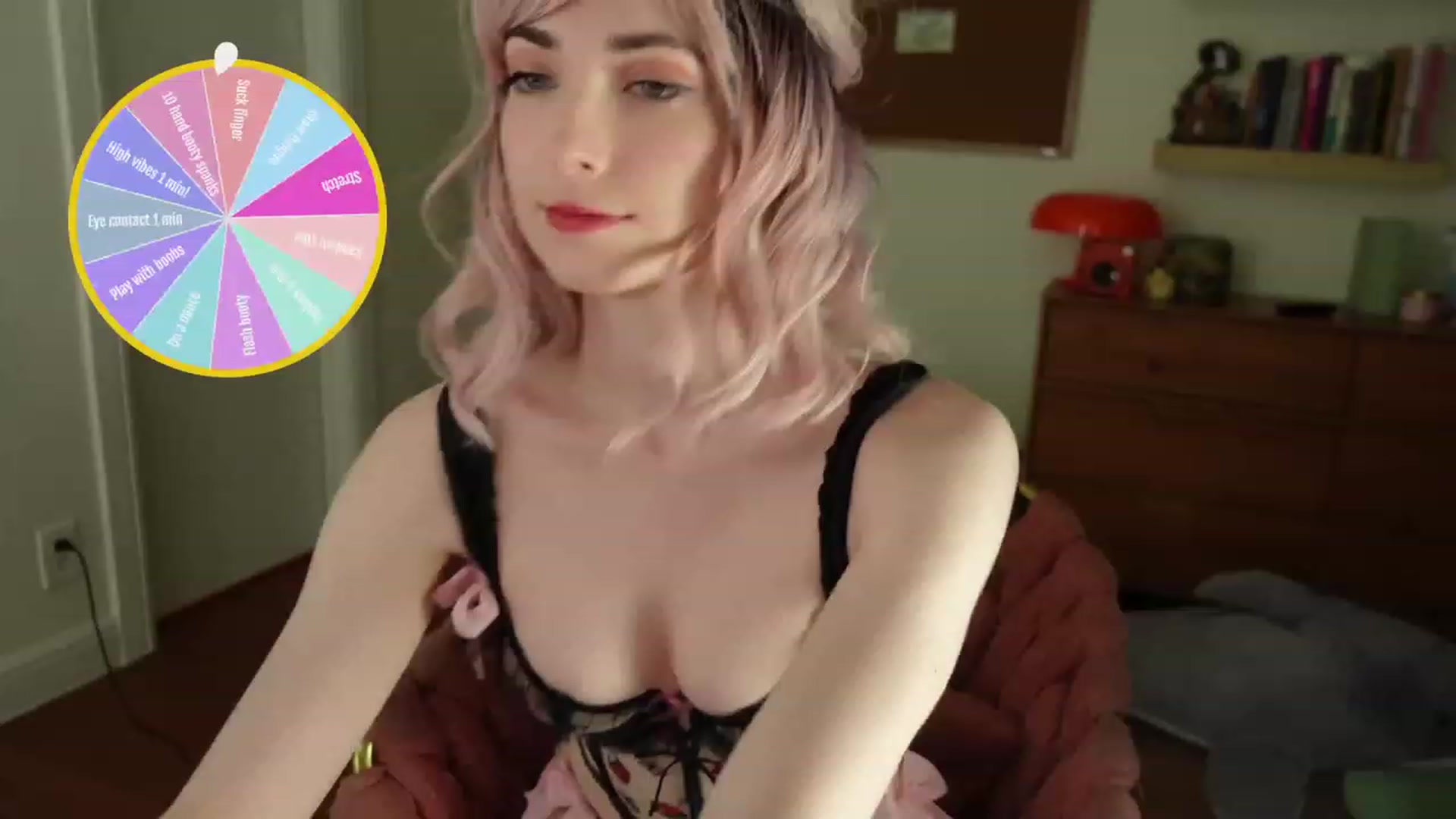 Gallery image thumbnail from Lil_blueberry's myfreecams stream on, 06/21/2023, 01:54 image 5 of 20