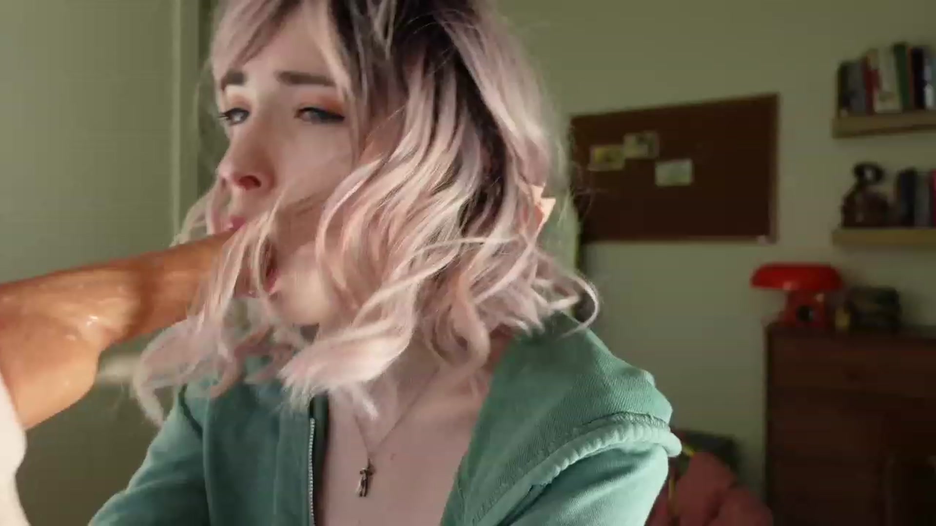 Gallery image thumbnail from Lil_blueberry's myfreecams stream on, 06/27/2023, 02:46 image 18 of 20