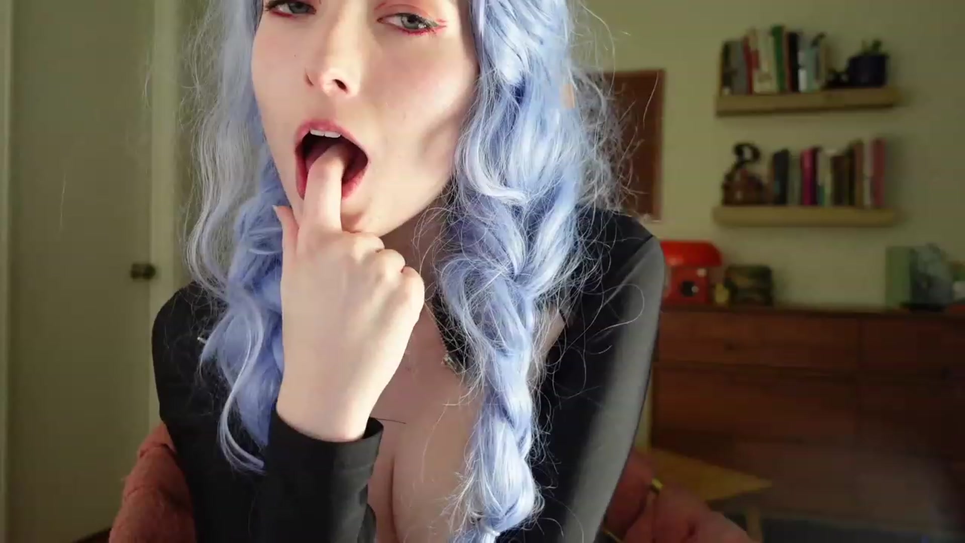 Gallery image thumbnail from Lil_blueberry's myfreecams stream on, 06/30/2023, 01:56 image 20 of 20