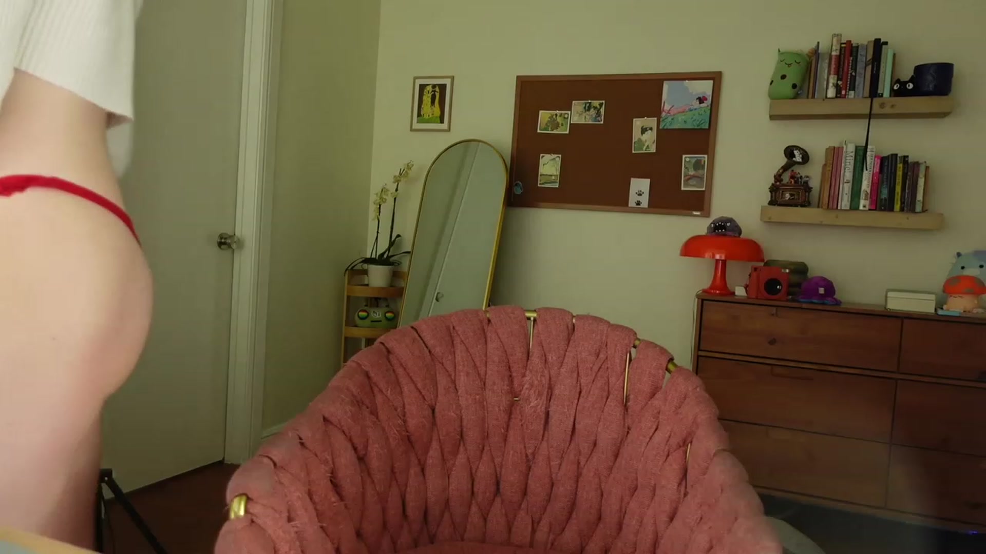 Gallery image thumbnail from Lil_blueberry's myfreecams stream on, 08/03/2023, 02:53 image 7 of 20