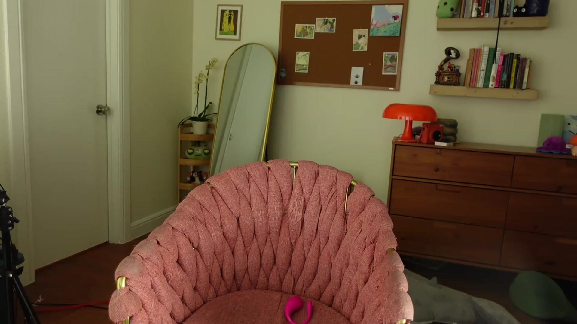 Gallery image thumbnail from Lil_blueberry's myfreecams stream on, 08/13/2023, 03:22 image 19 of 20