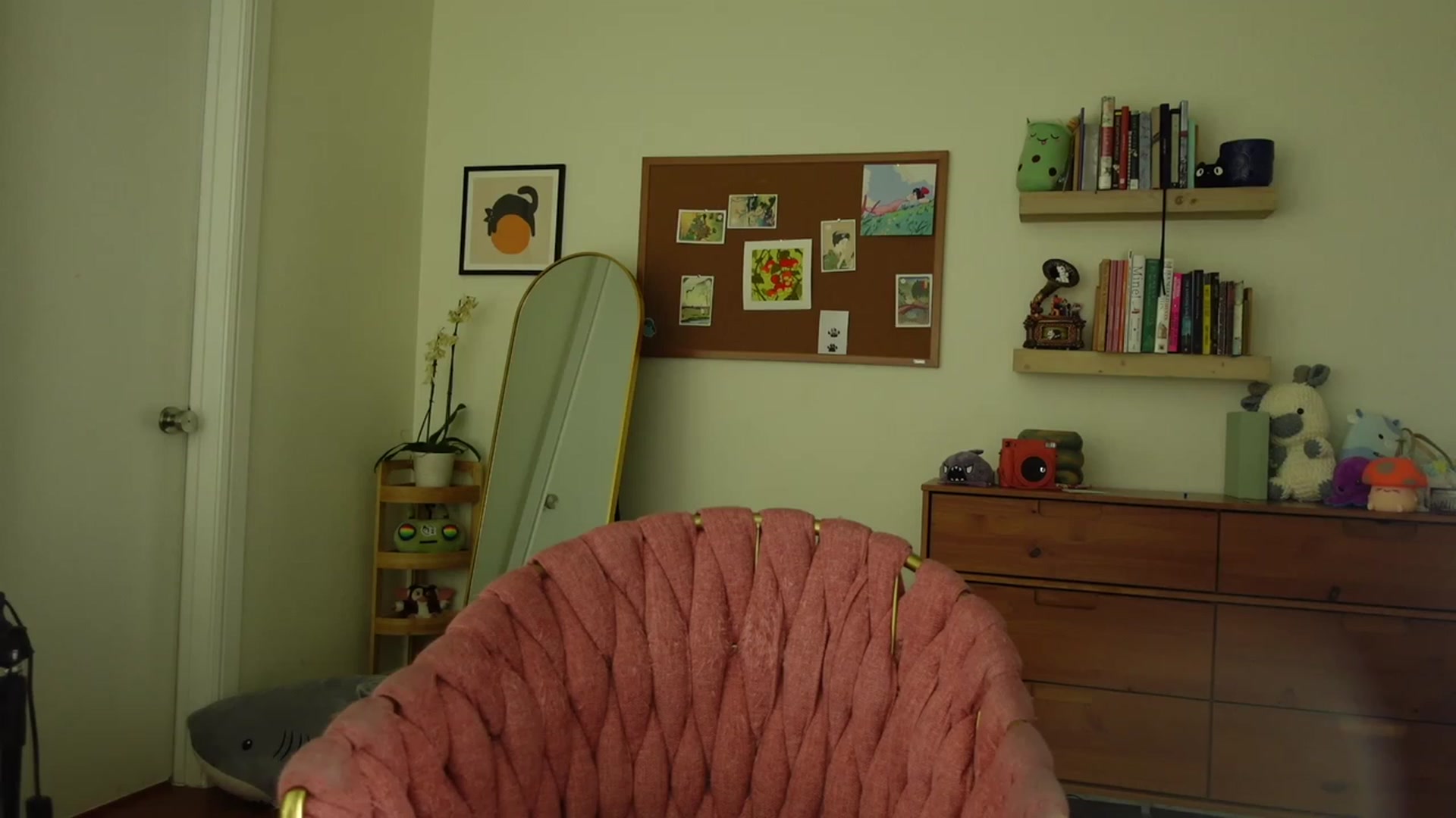 Gallery image thumbnail from Lil_blueberry's myfreecams stream on, 08/27/2023, 03:45 image 1 of 20