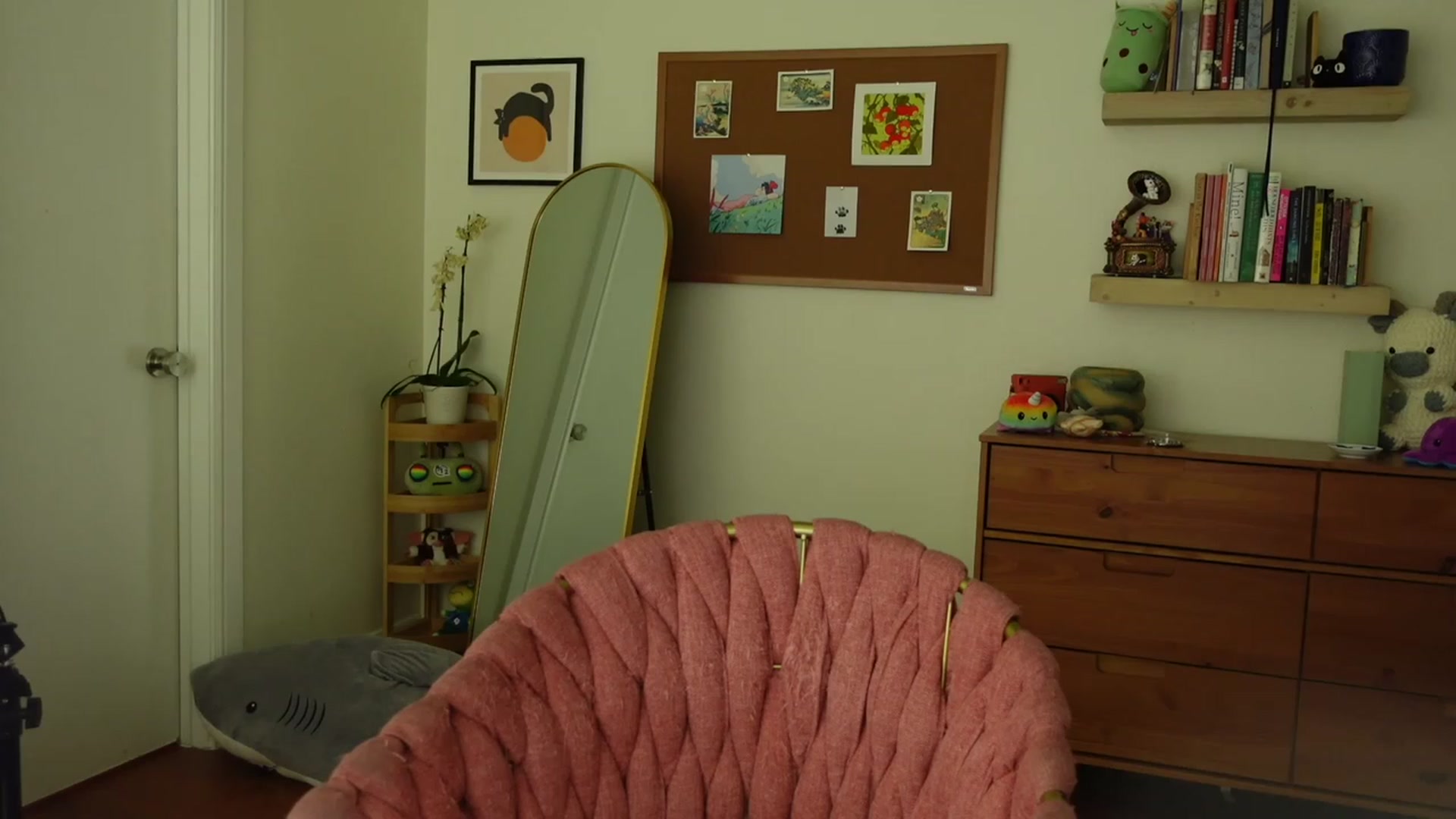 Gallery image thumbnail from Lil_blueberry's myfreecams stream on, 08/30/2023, 02:01 image 17 of 20