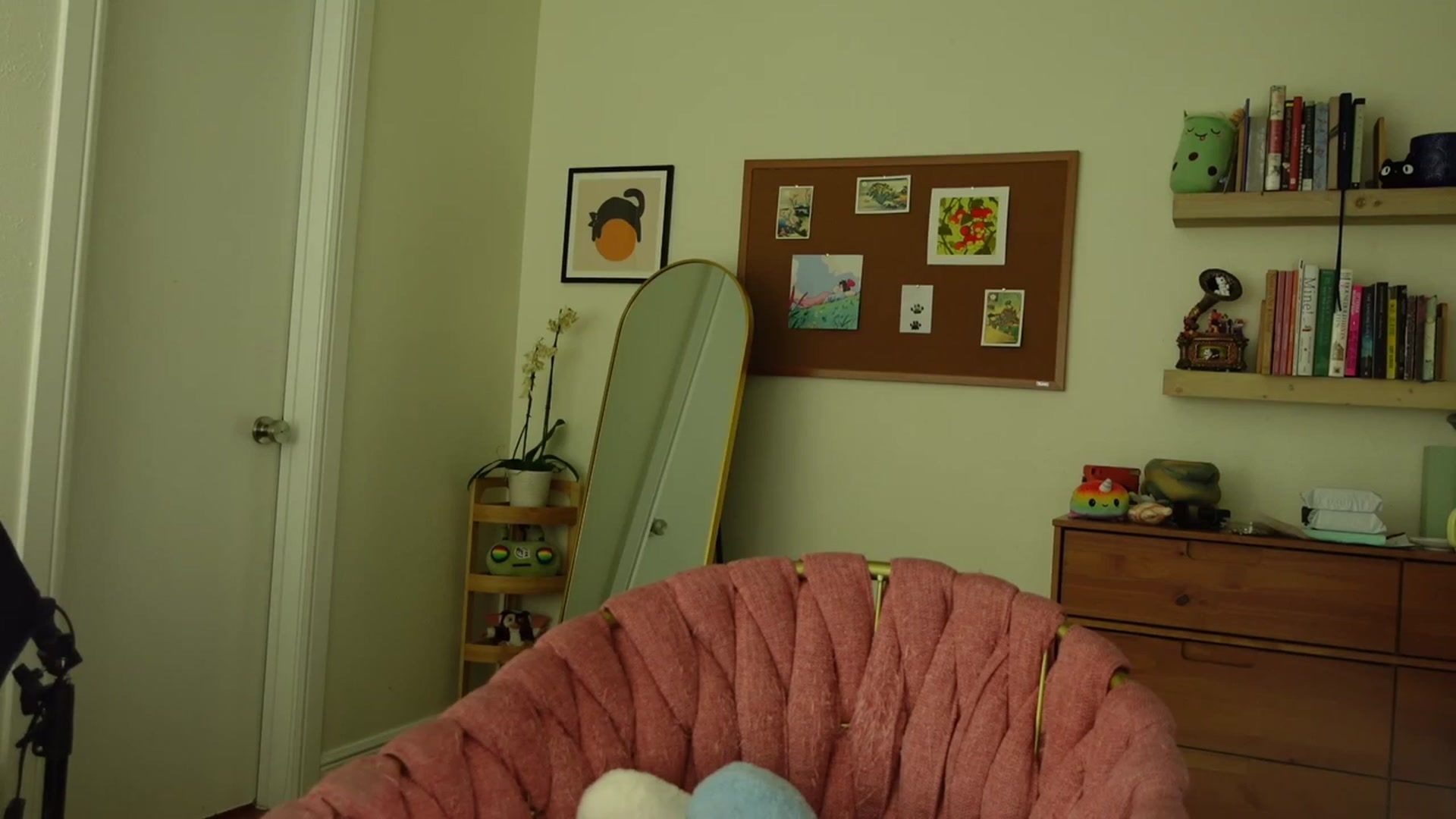 Gallery image thumbnail from Lil_blueberry's myfreecams stream on, 08/31/2023, 02:33 image 18 of 20