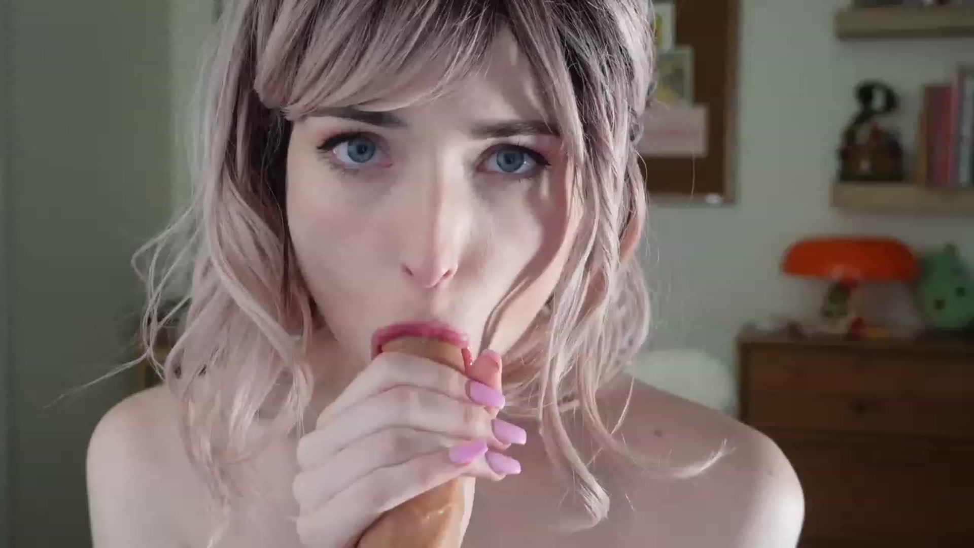 Gallery image thumbnail from Lil_blueberry's myfreecams stream on, 09/24/2023, 02:03 image 13 of 20