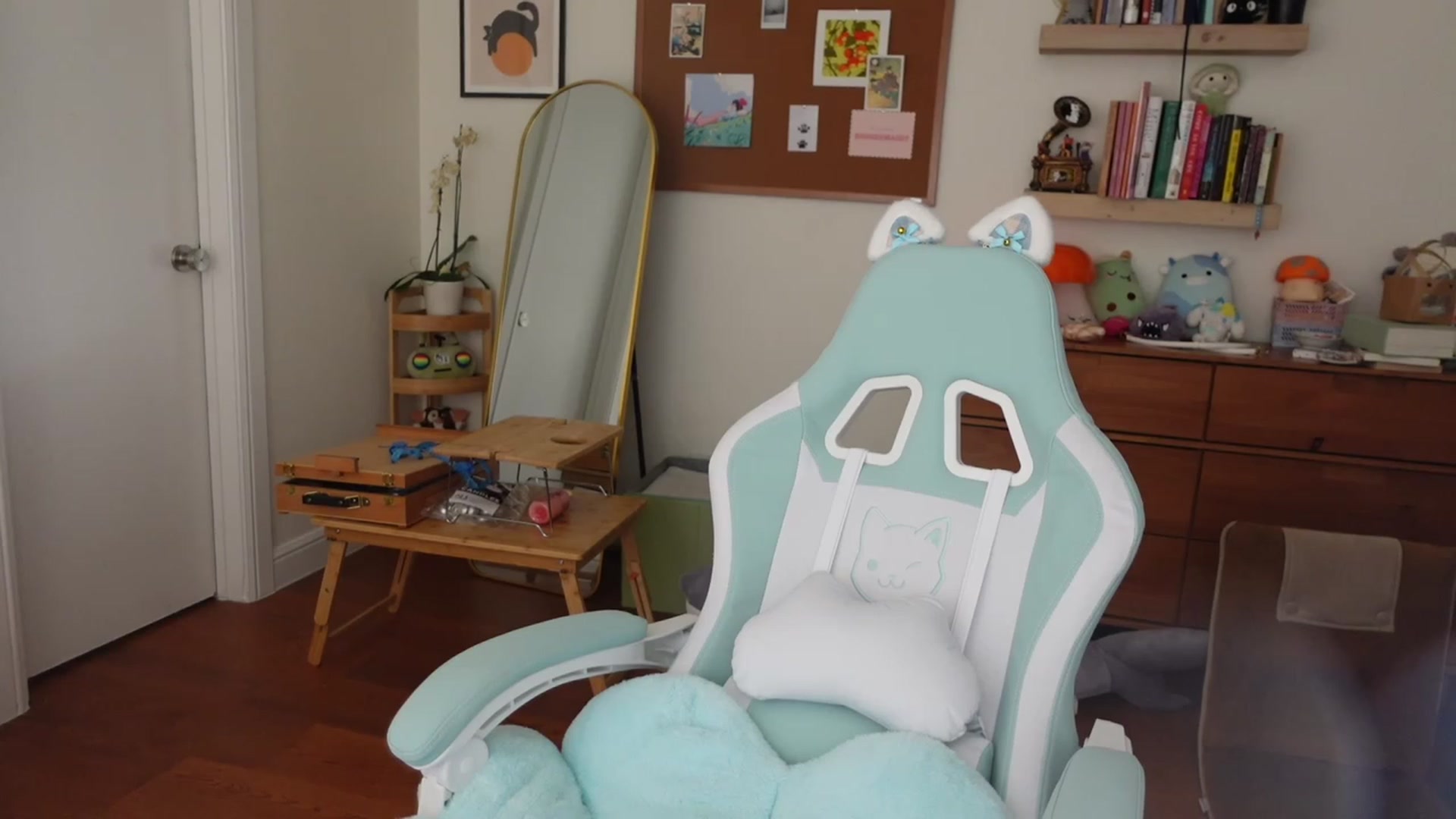 Gallery image thumbnail from Lil_blueberry's myfreecams stream on, 09/27/2023, 03:36 image 8 of 20