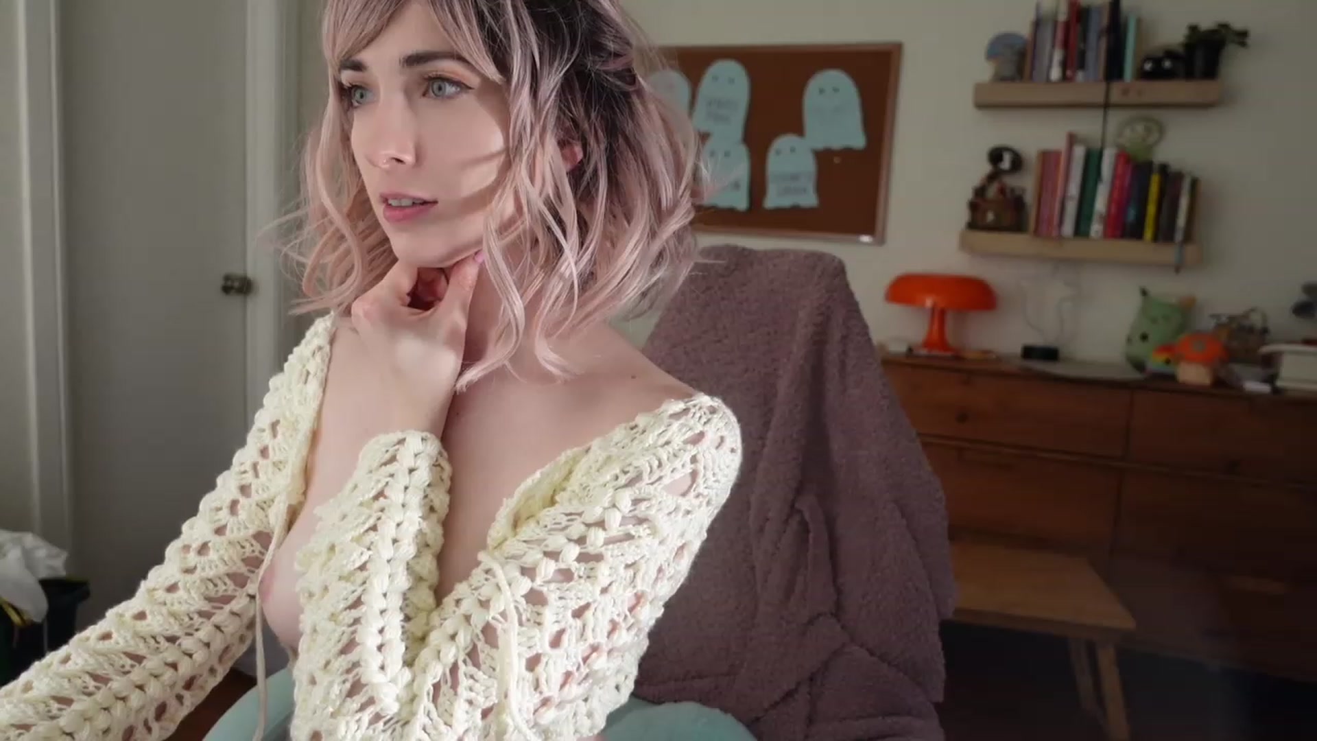 Gallery image thumbnail from Lil_blueberry's myfreecams stream on, 10/03/2023, 03:14 image 20 of 20