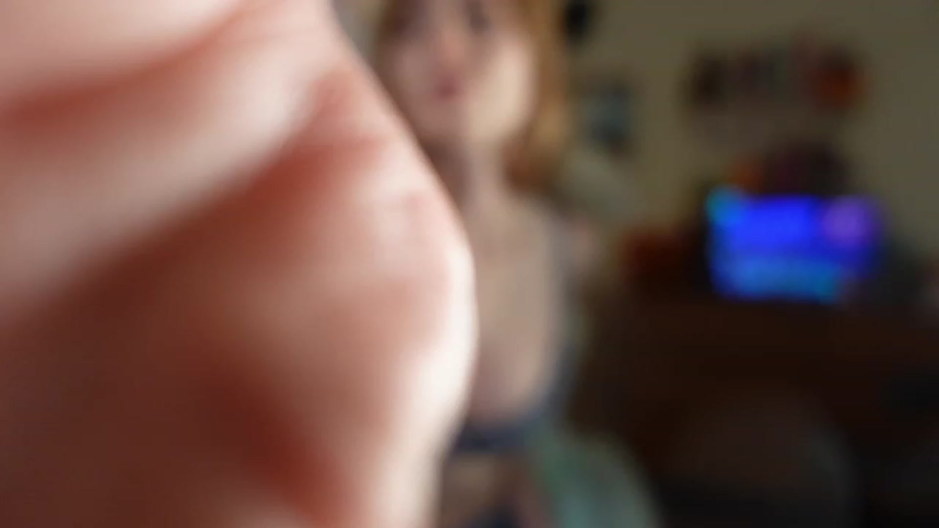 Gallery image thumbnail from Lil_blueberry's myfreecams stream on, 10/18/2023, 02:56 image 16 of 20