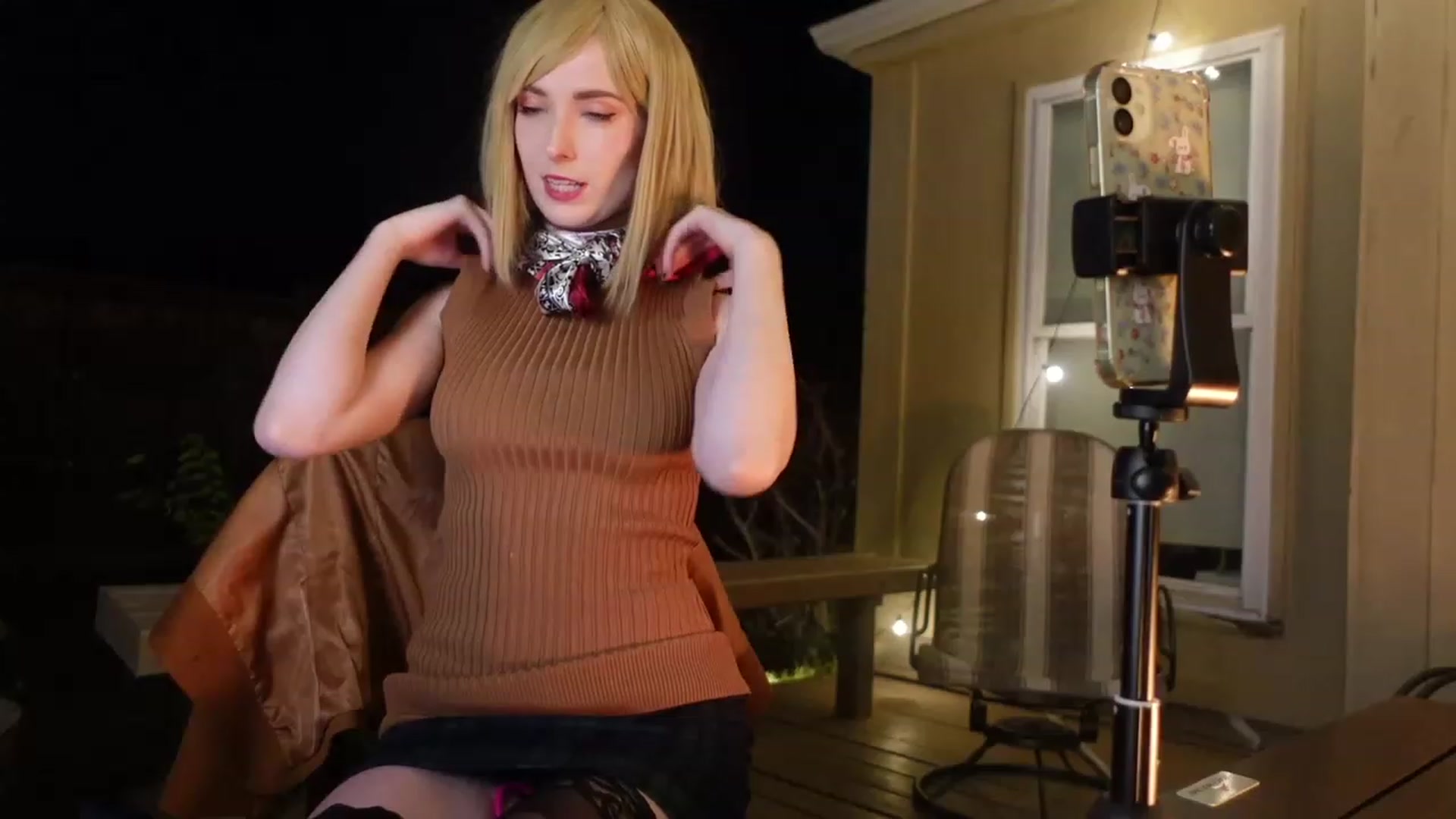 Gallery image thumbnail from Lil_blueberry's myfreecams stream on, 10/21/2023, 02:24 image 3 of 20