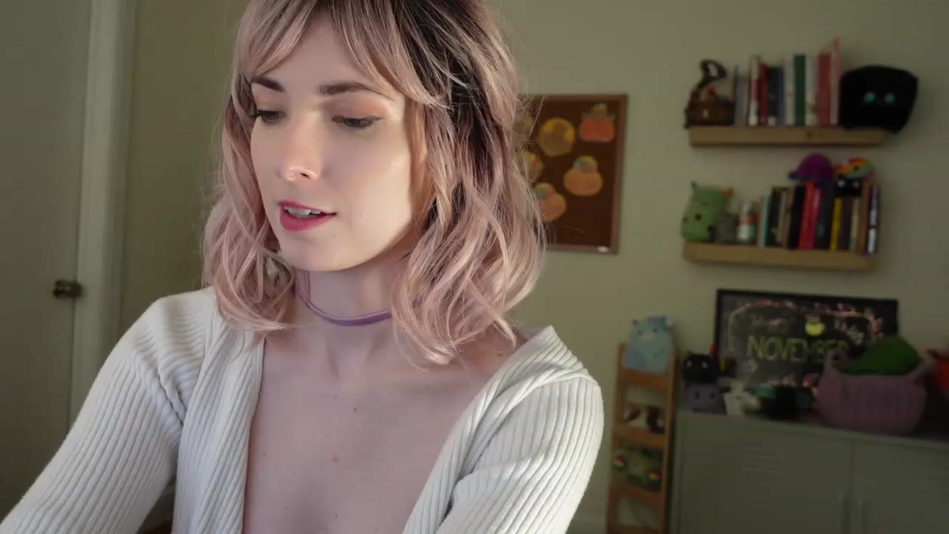 Gallery image thumbnail from Lil_blueberry's myfreecams stream on, 11/16/2023, 04:13 image 20 of 20