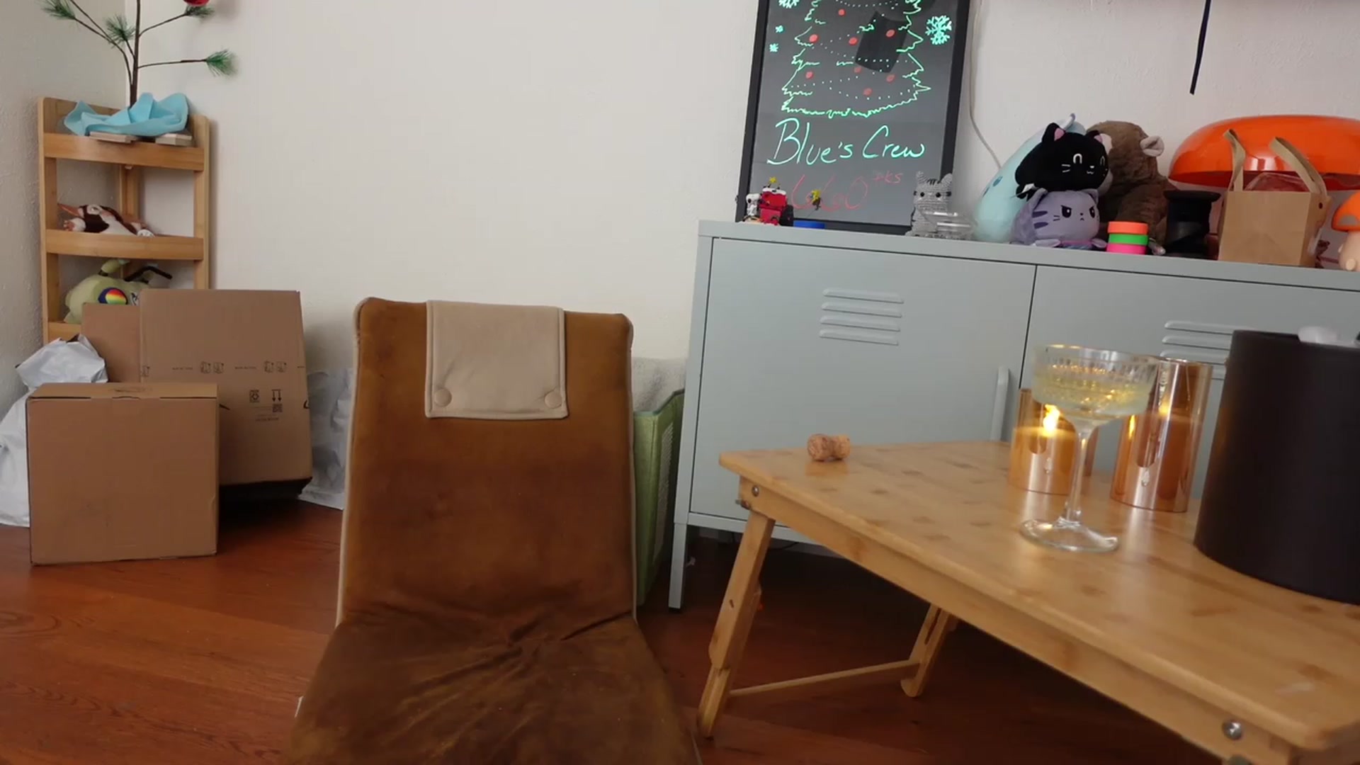 Gallery image thumbnail from Lil_blueberry's myfreecams stream on, 12/11/2023, 02:35 image 10 of 20