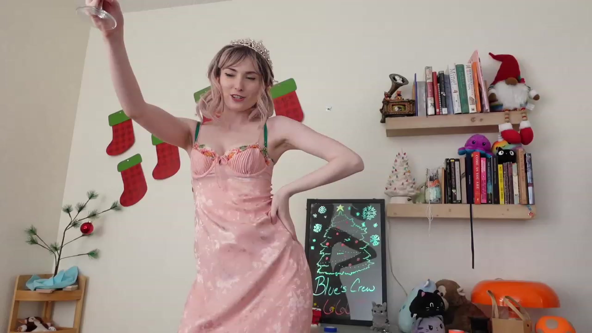Gallery image thumbnail from Lil_blueberry's myfreecams stream on, 12/11/2023, 02:35 image 17 of 20