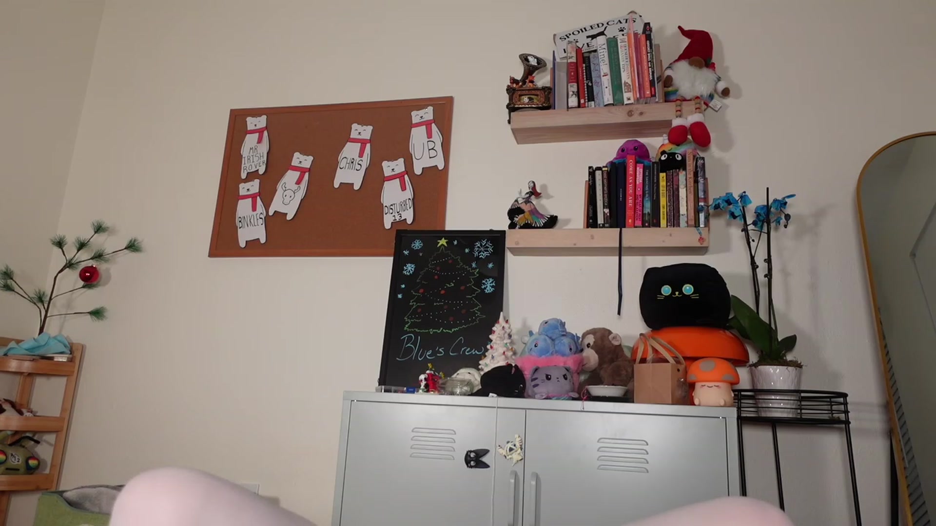 Gallery image thumbnail from Lil_blueberry's myfreecams stream on, 01/07/2024, 04:50 image 12 of 20
