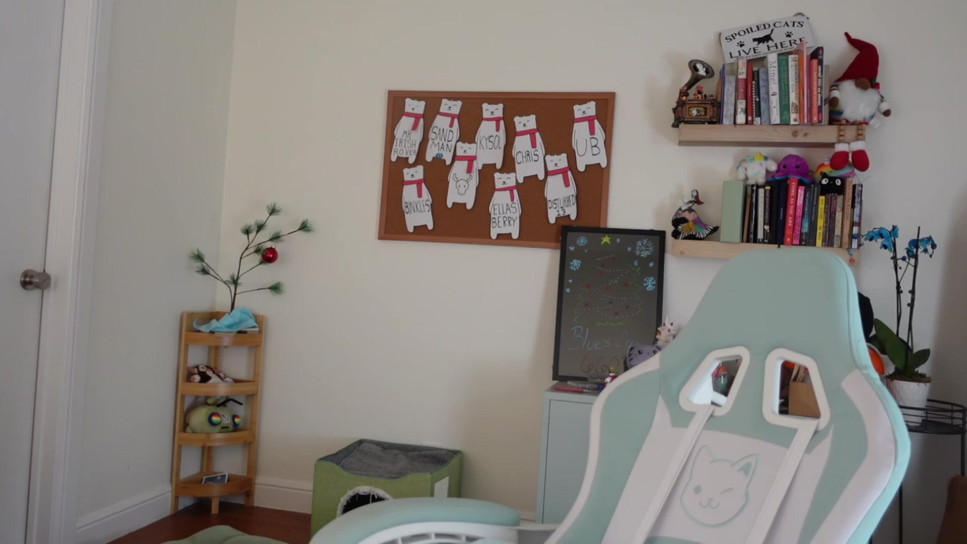 Gallery image thumbnail from Lil_blueberry's myfreecams stream on, 01/11/2024, 19:55 image 12 of 20