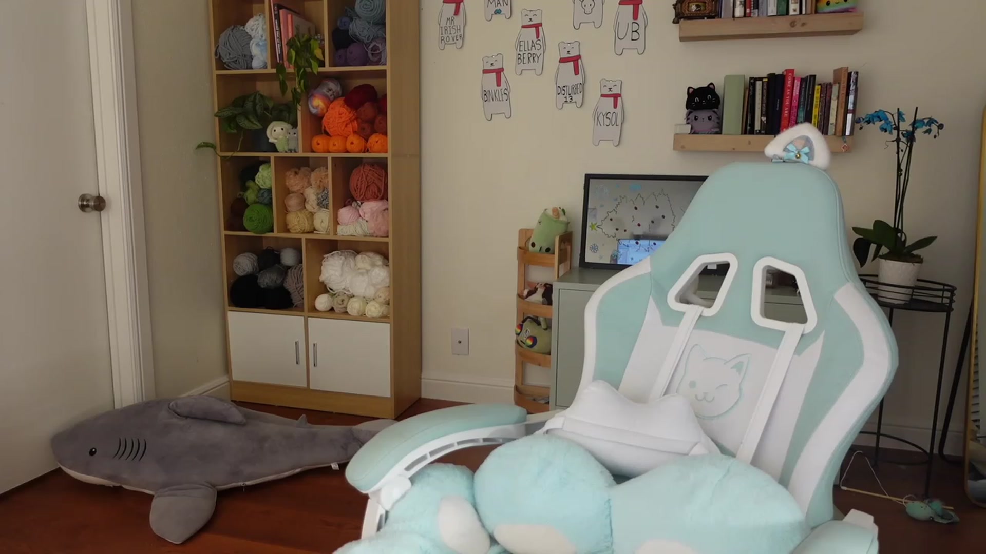 Gallery image thumbnail from Lil_blueberry's myfreecams stream on, 01/14/2024, 03:58 image 10 of 20