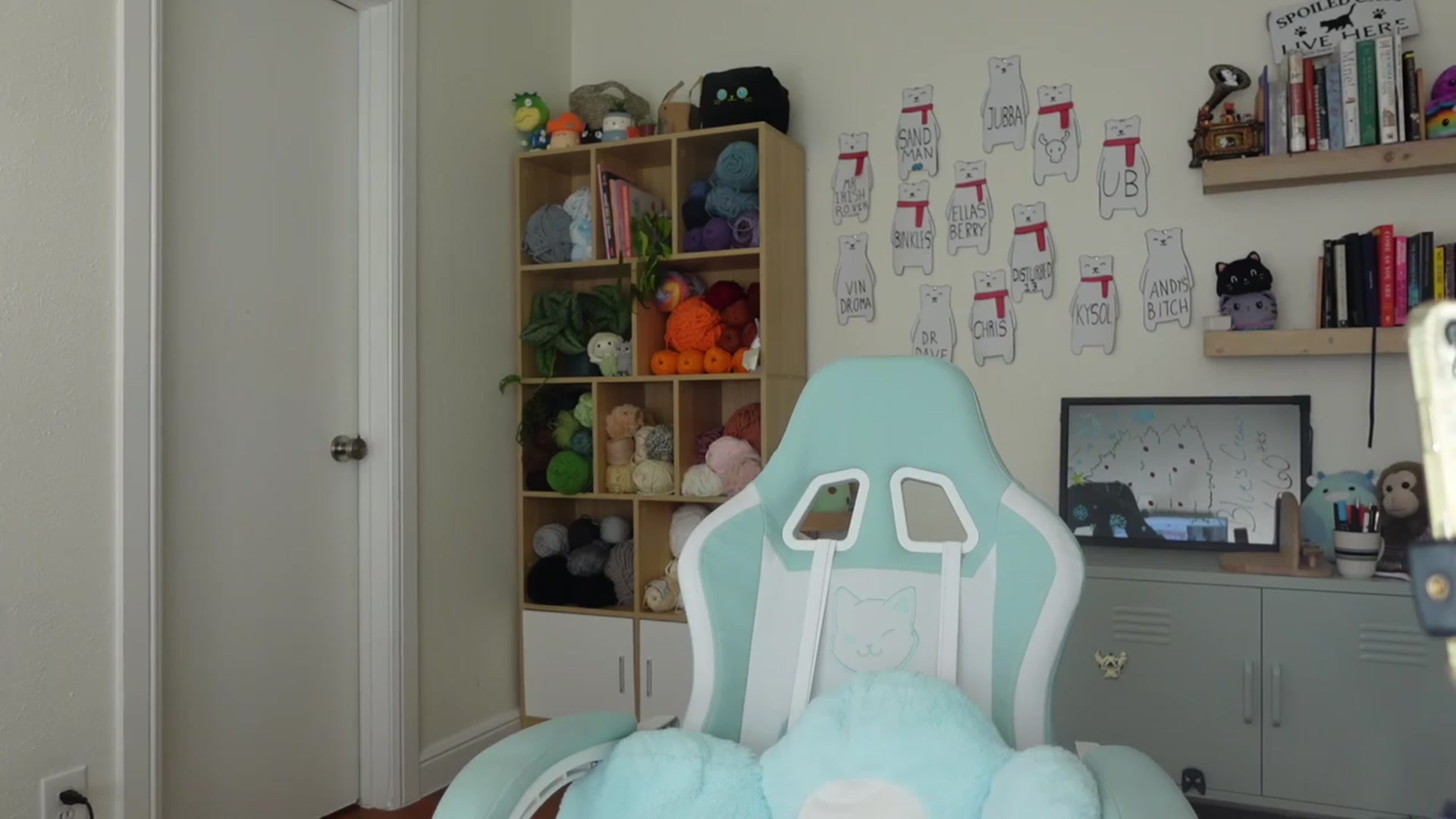 Gallery image thumbnail from Lil_blueberry's myfreecams stream on, 01/23/2024, 02:54 image 6 of 20