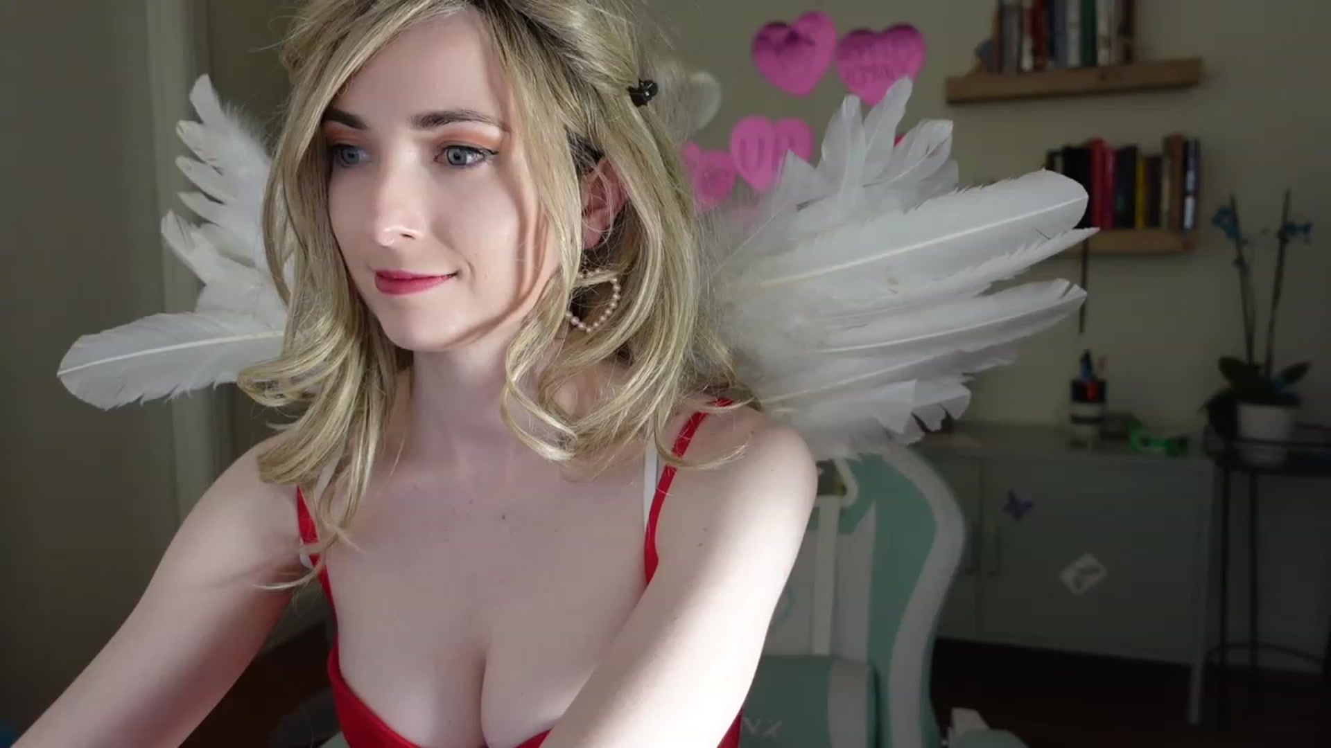 Gallery image thumbnail from Lil_blueberry's myfreecams stream on, 02/14/2024, 04:19 image 15 of 20
