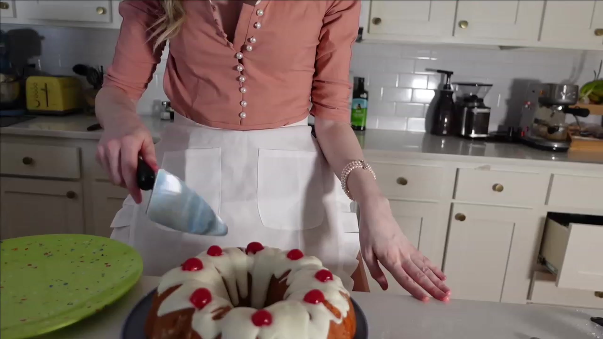 Gallery image thumbnail from Lil_blueberry's myfreecams stream on, 02/21/2024, 04:18 image 19 of 20