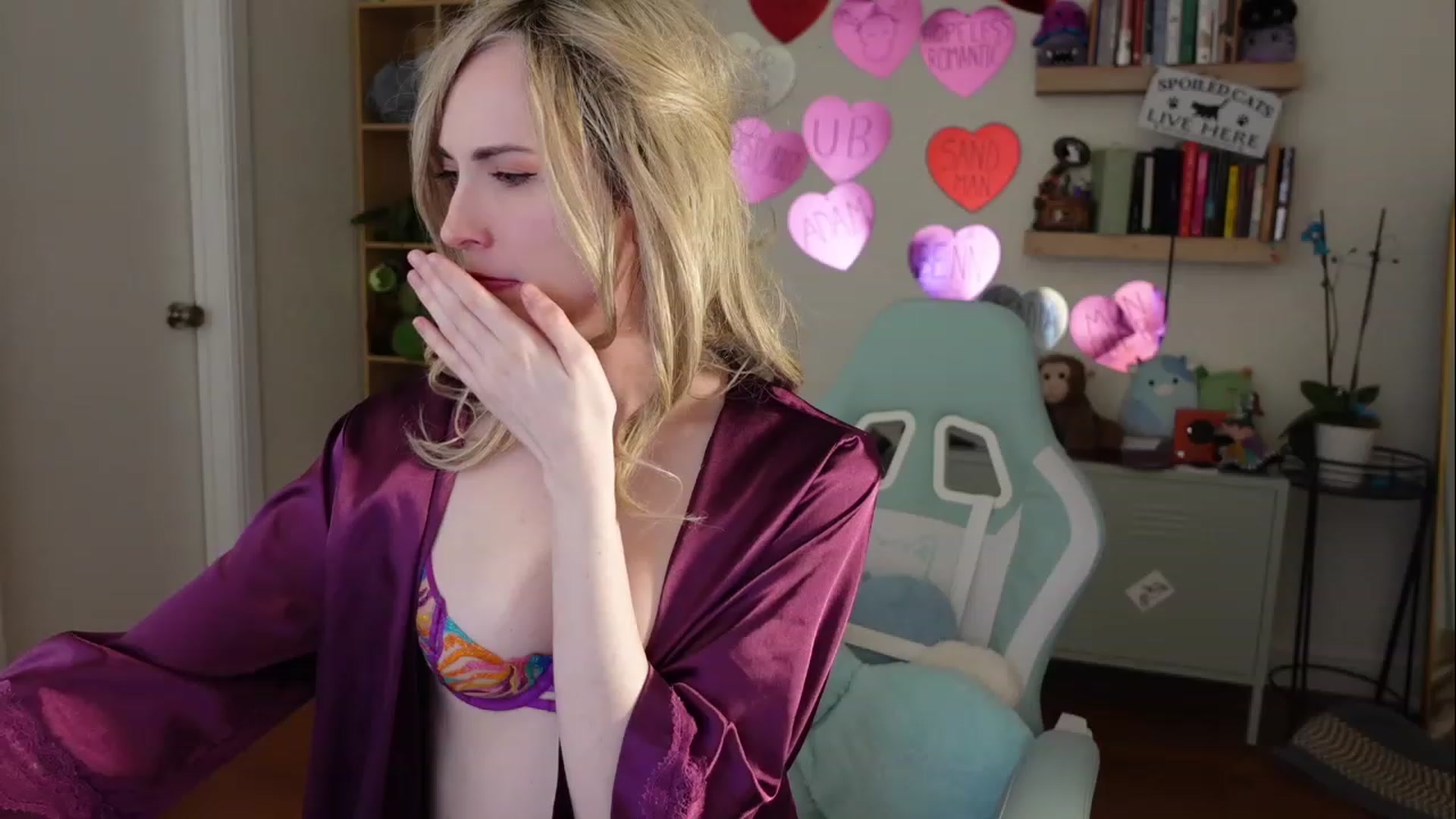 Gallery image thumbnail from Lil_blueberry's myfreecams stream on, 03/01/2024, 04:43 image 11 of 20