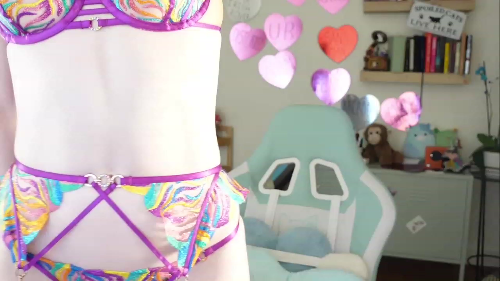 Gallery image thumbnail from Lil_blueberry's myfreecams stream on, 03/01/2024, 04:43 image 5 of 20