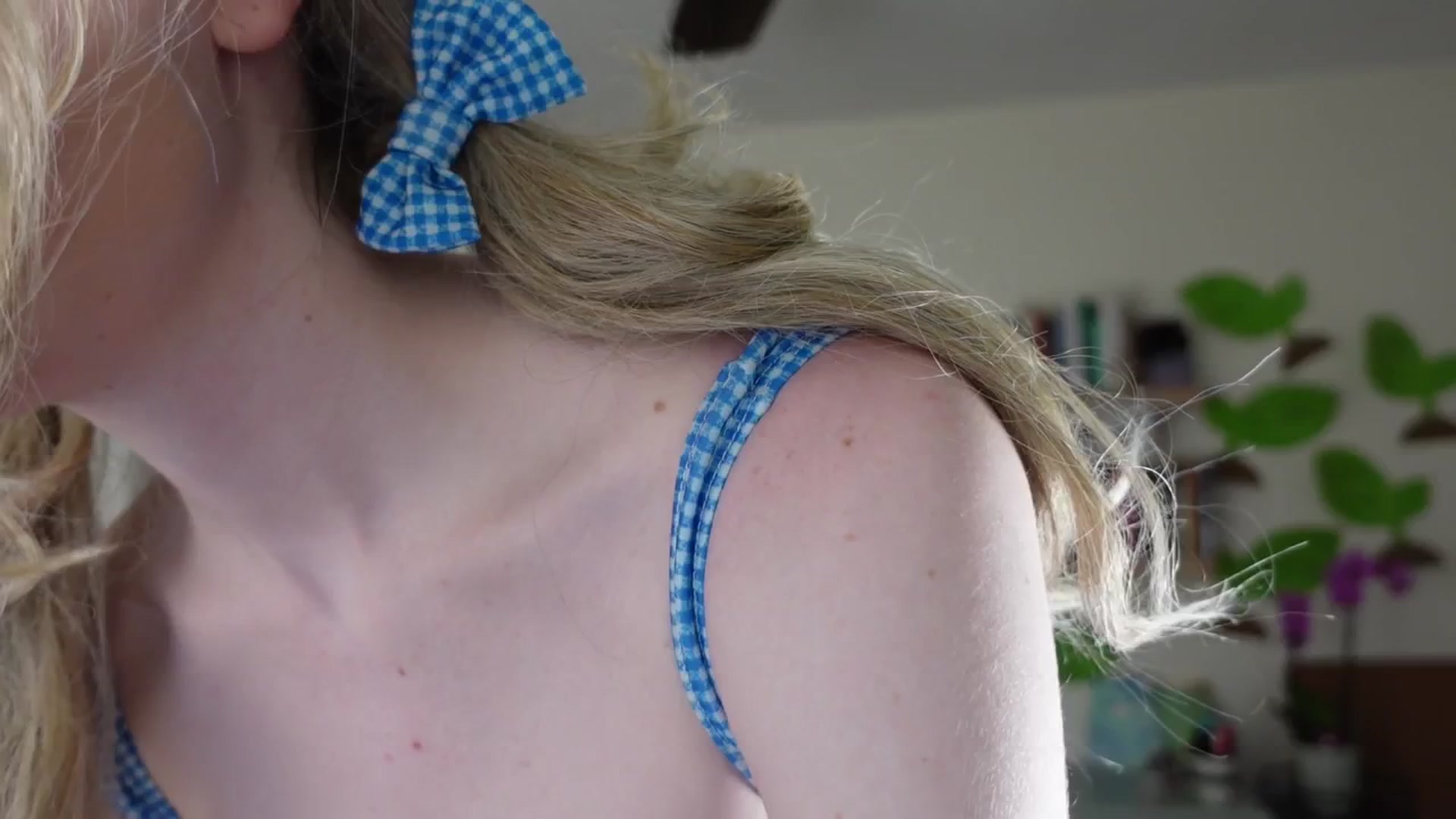 Gallery image thumbnail from Lil_blueberry's myfreecams stream on, 04/17/2024, 03:09 image 1 of 20