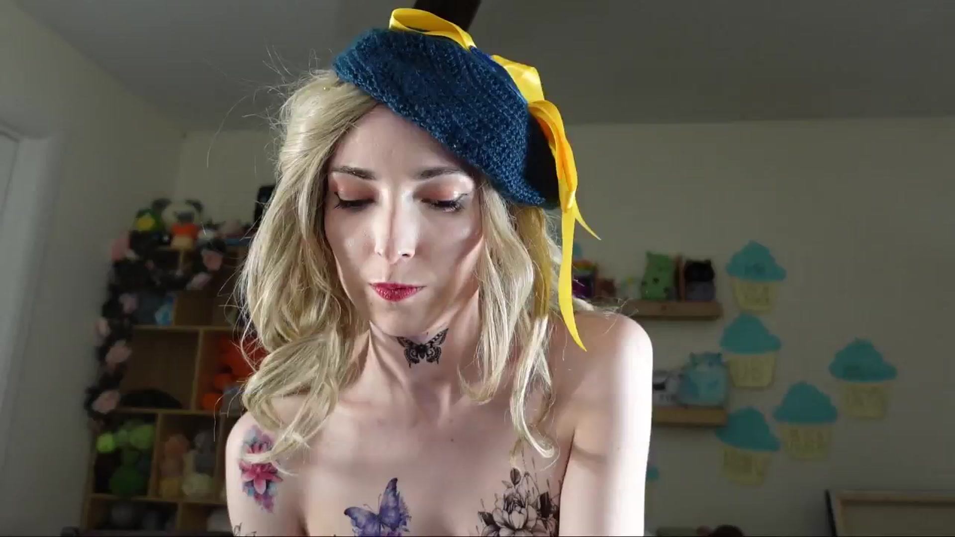 Gallery image thumbnail from Lil_blueberry's myfreecams stream on, 05/18/2024, 02:26 image 14 of 20