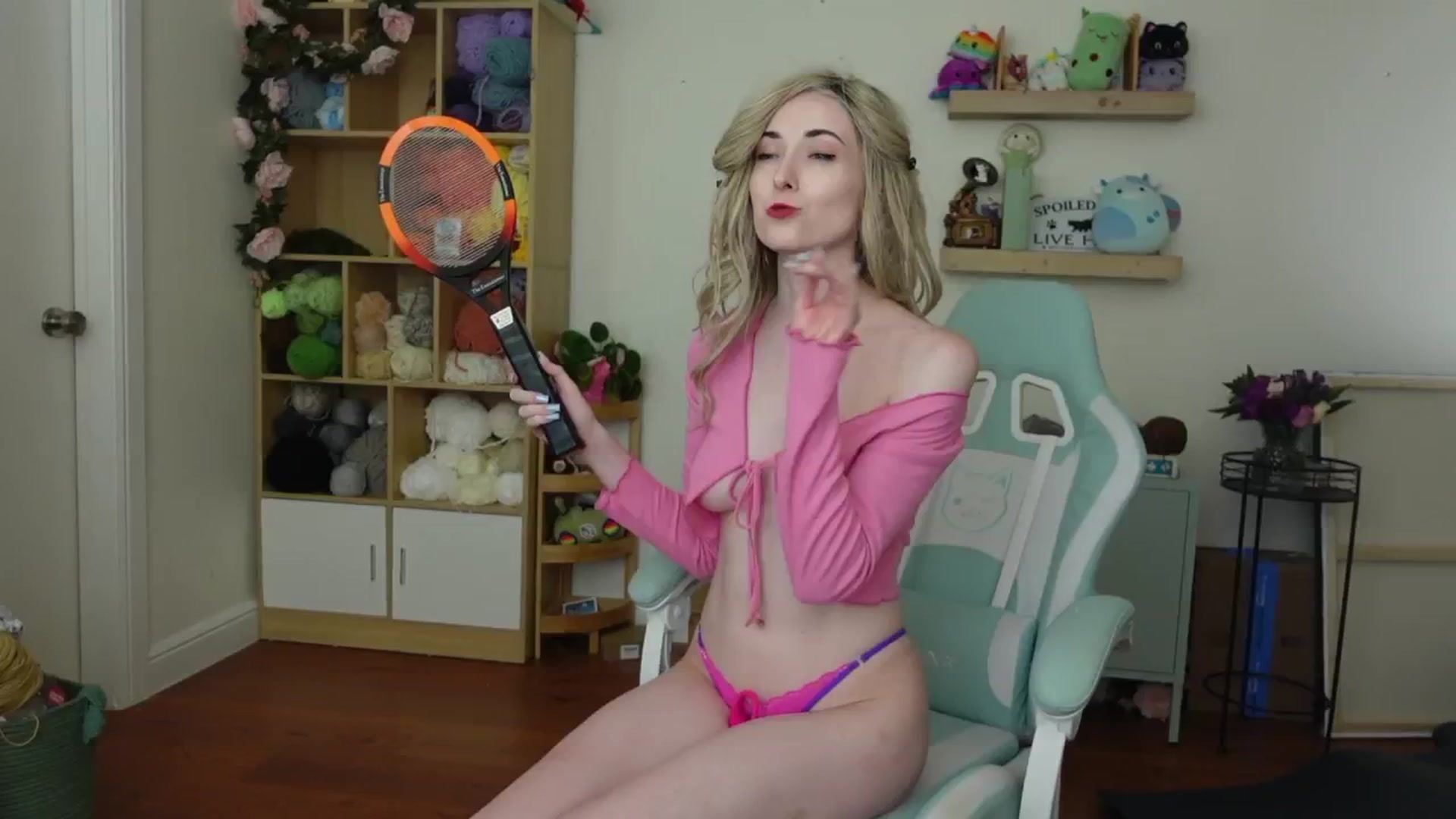 Gallery image thumbnail from Lil_blueberry's myfreecams stream on, 06/05/2024, 03:07 image 1 of 20