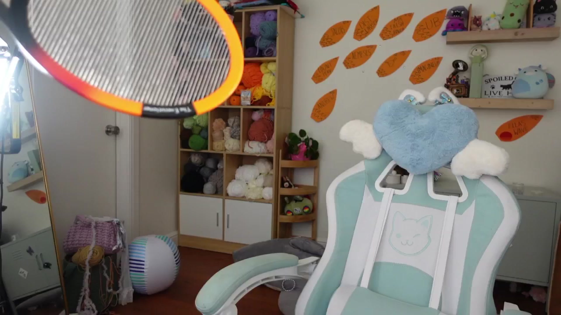 Gallery image thumbnail from Lil_blueberry's myfreecams stream on, 06/12/2024, 01:16 image 14 of 20