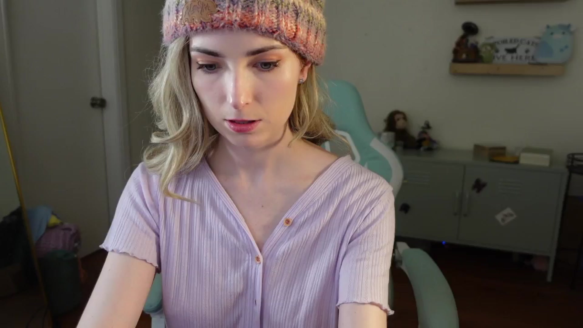 Gallery image thumbnail from Lil_blueberry's myfreecams stream on, 07/11/2024, 02:48 image 18 of 20