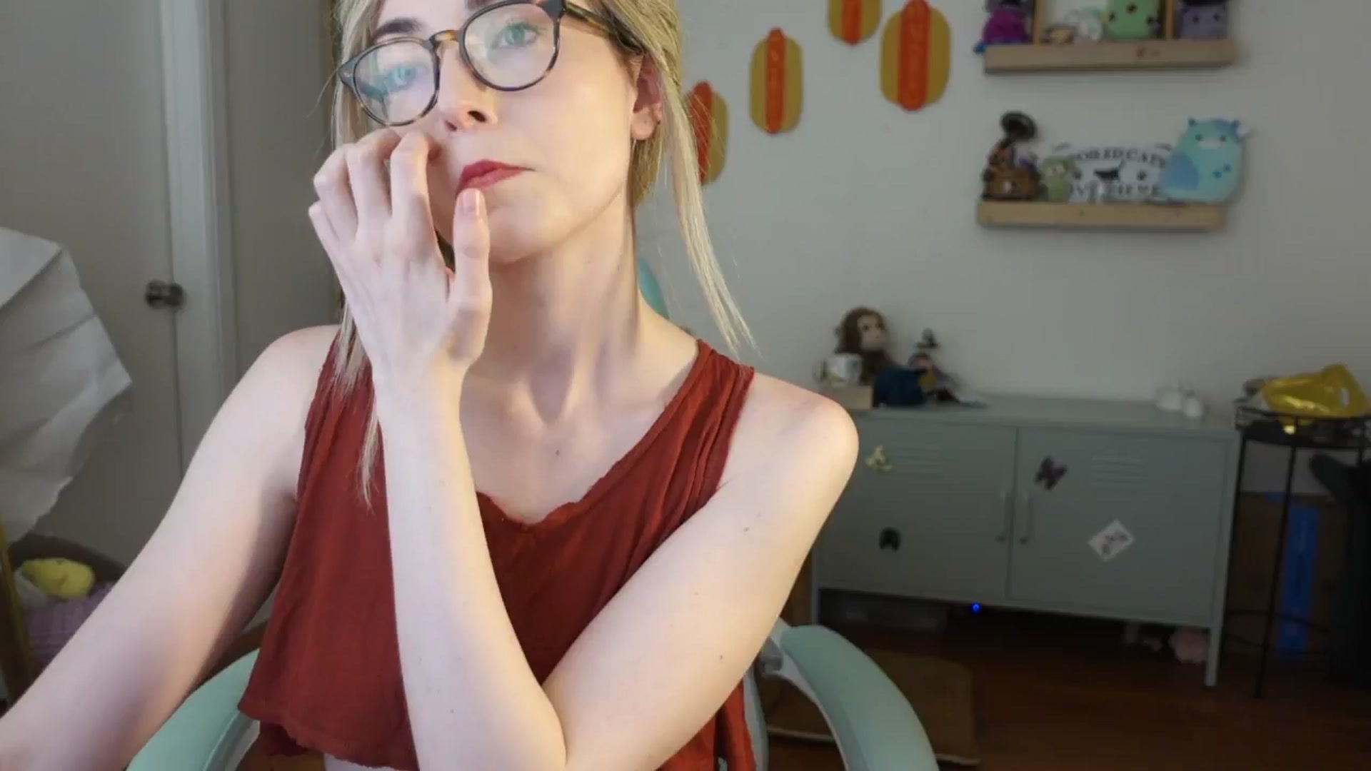 Gallery image thumbnail from Lil_blueberry's myfreecams stream on, 07/16/2024, 03:17 image 7 of 20