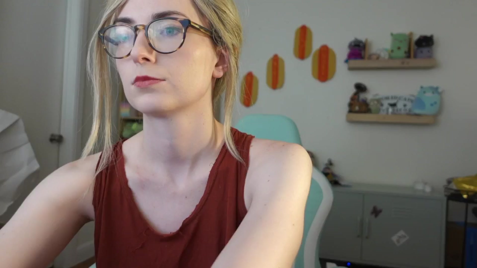 Gallery image thumbnail from Lil_blueberry's myfreecams stream on, 07/16/2024, 03:17 image 15 of 20