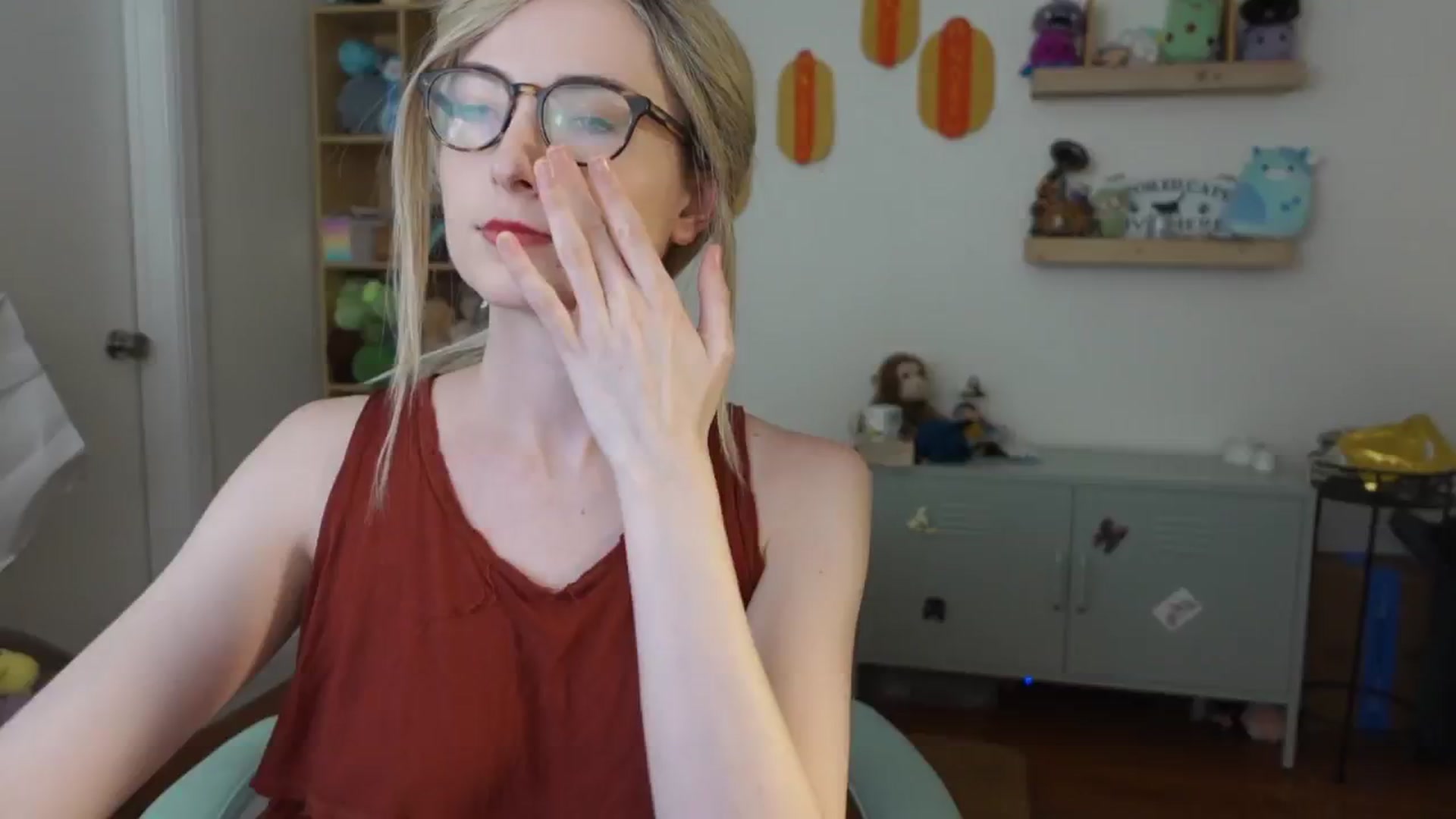 Gallery image thumbnail from Lil_blueberry's myfreecams stream on, 07/16/2024, 03:17 image 17 of 20