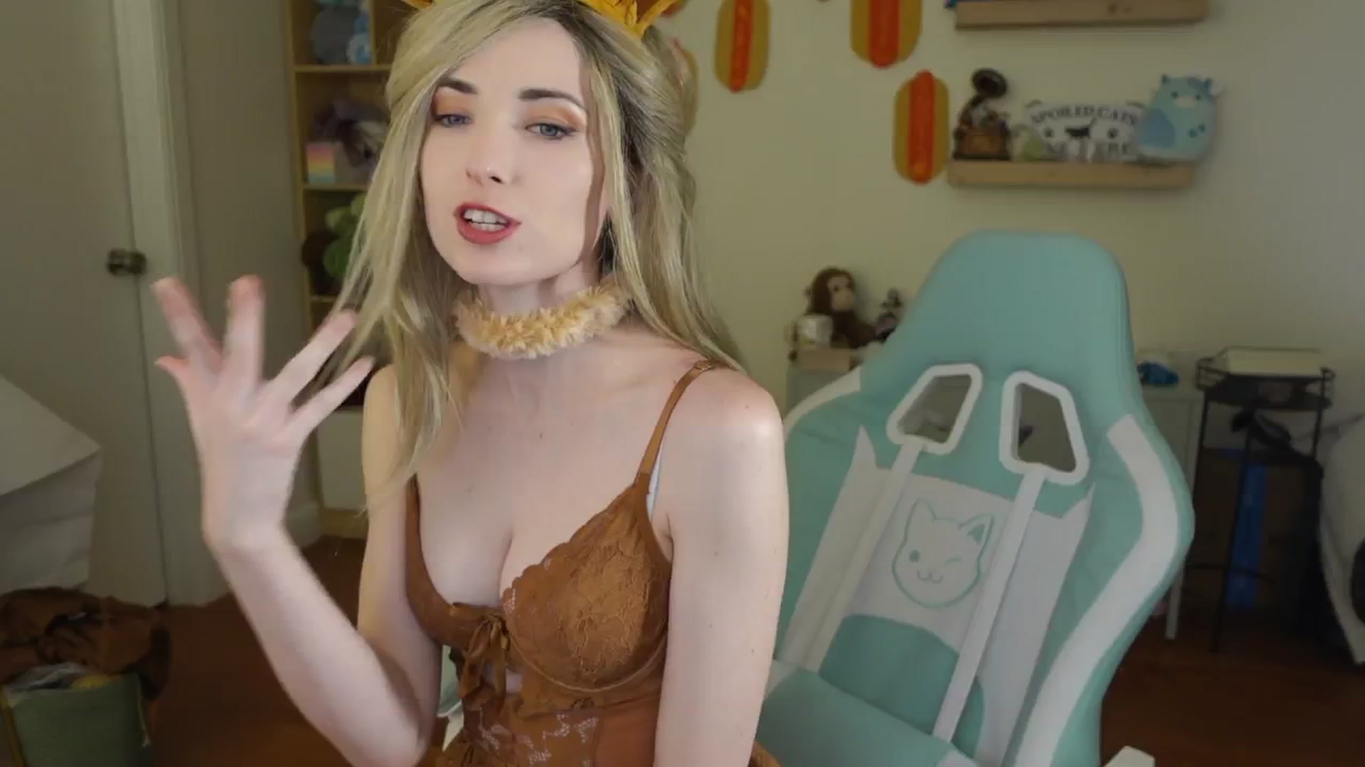 Gallery image thumbnail from Lil_blueberry's myfreecams stream on, 07/24/2024, 02:45 image 5 of 20