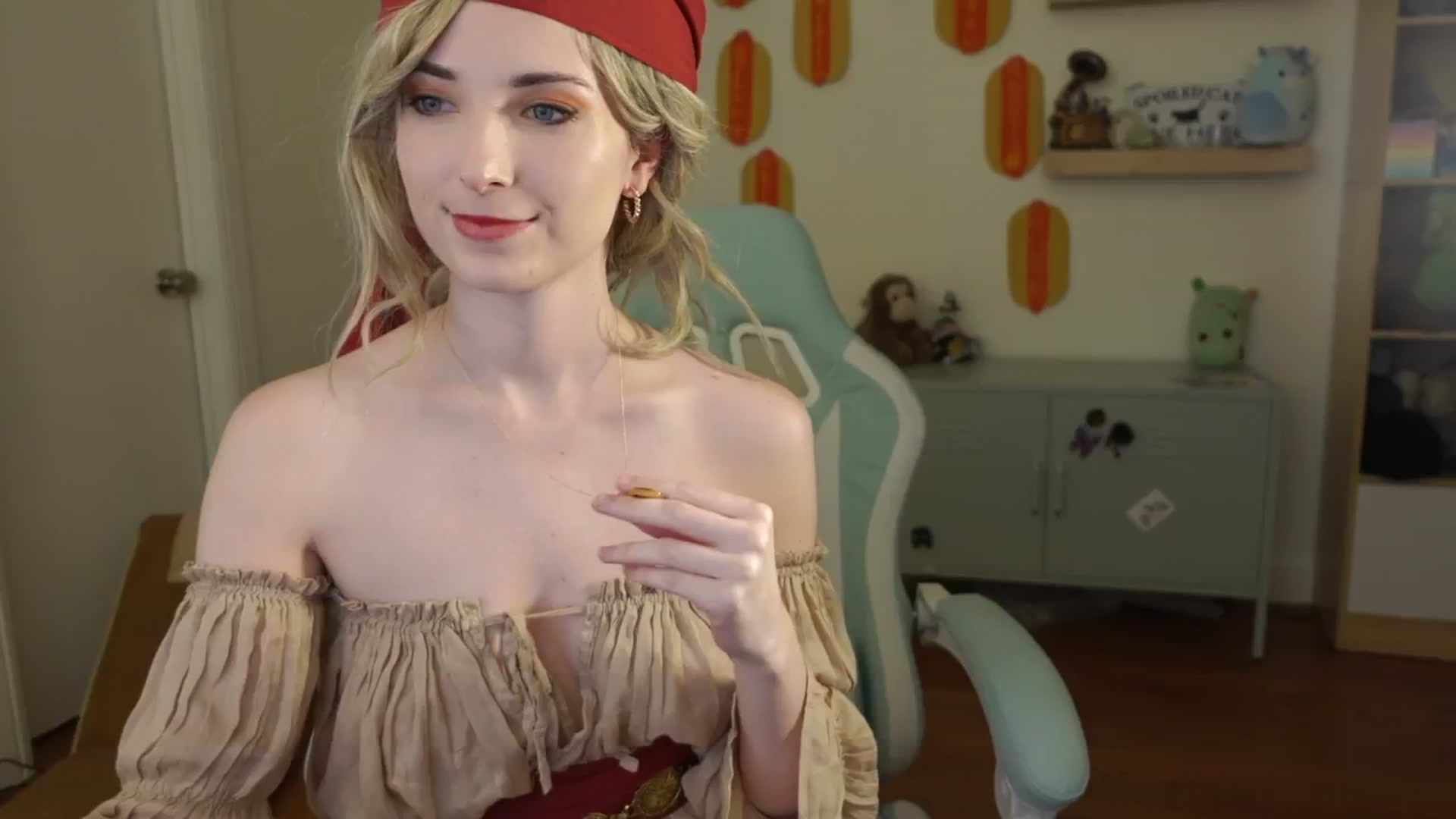 Gallery image thumbnail from Lil_blueberry's myfreecams stream on, 07/31/2024, 03:34 image 13 of 20