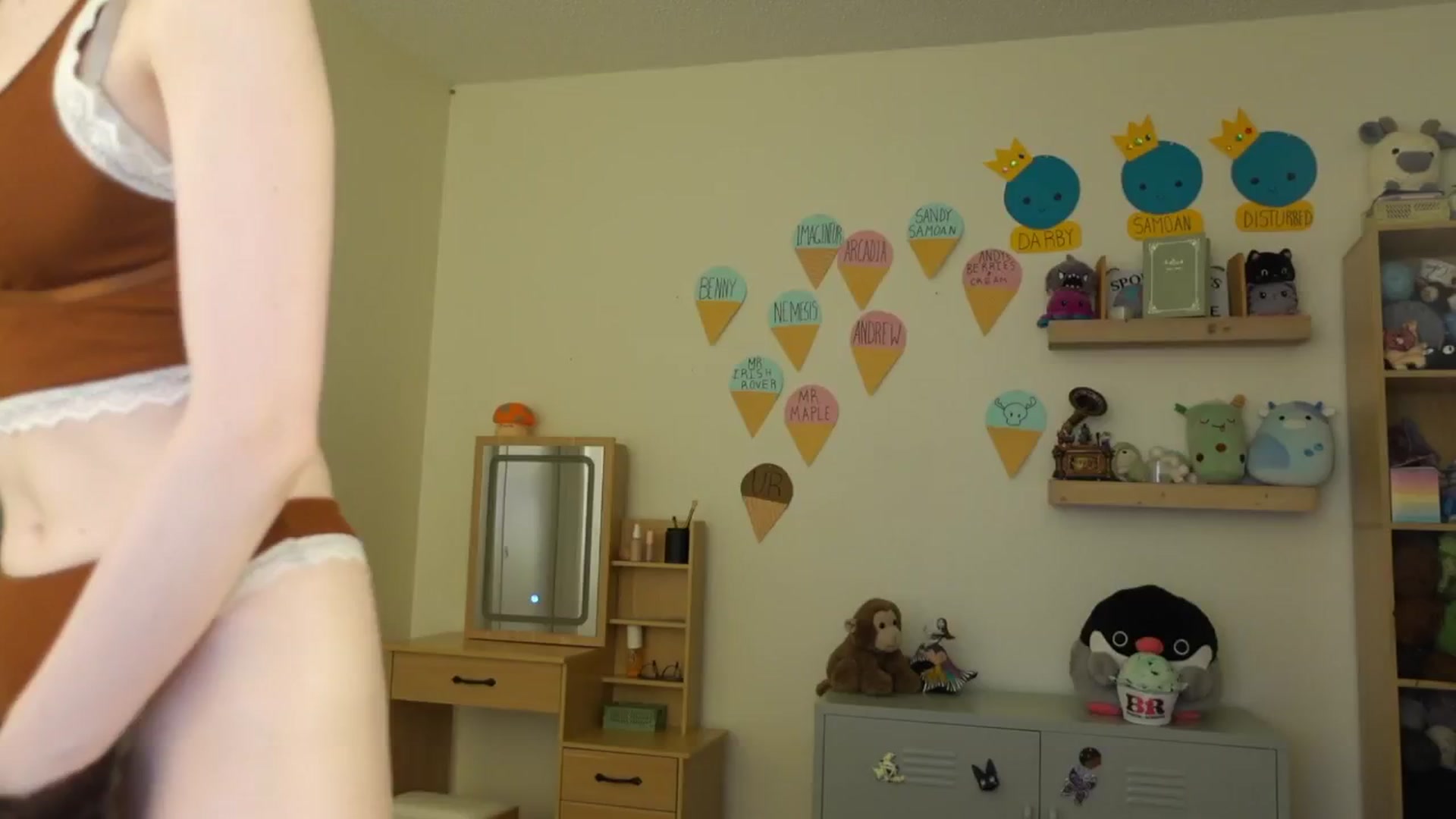 Gallery image thumbnail from Lil_blueberry's myfreecams stream on, 08/14/2024, 03:07 image 9 of 20