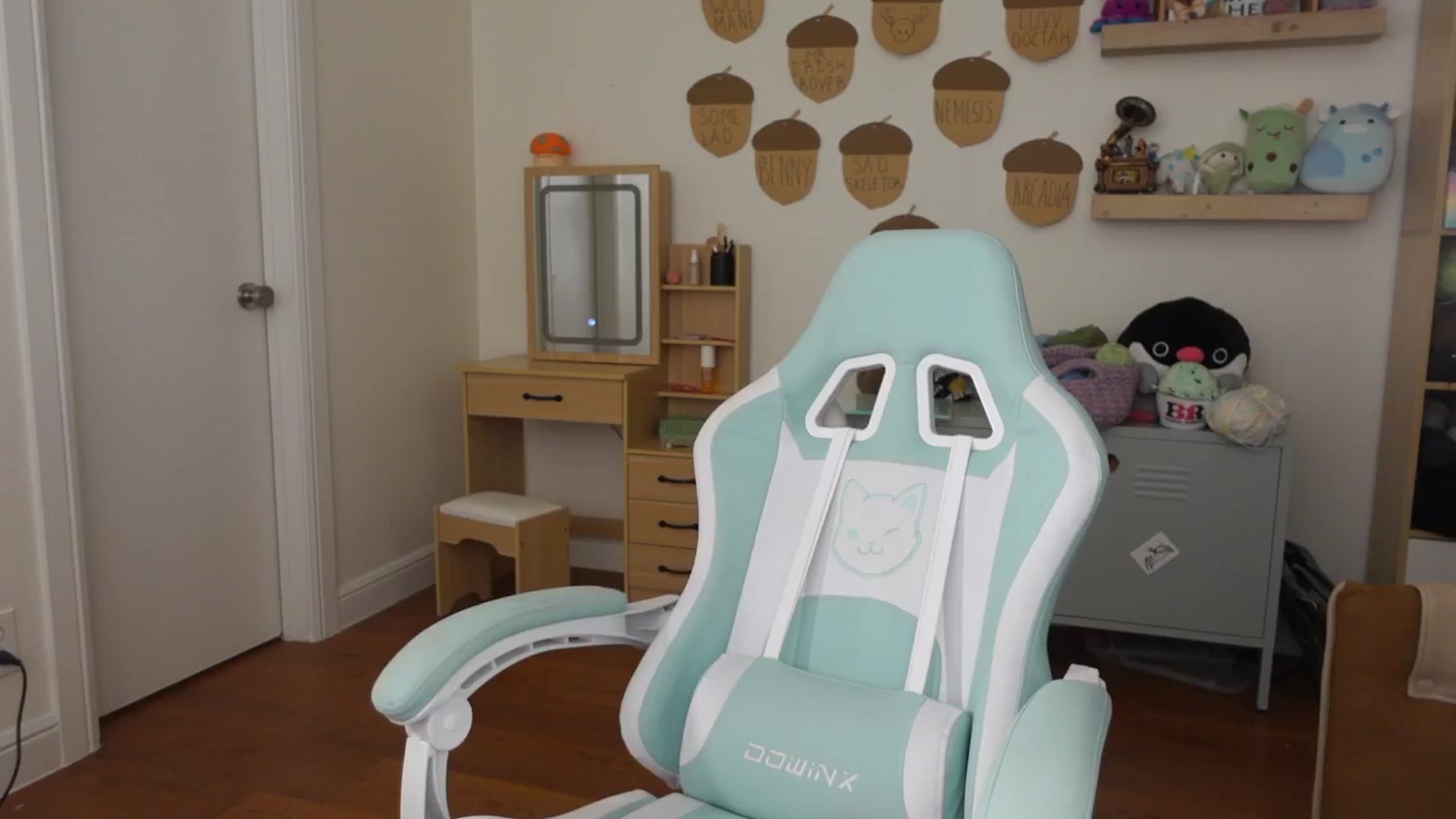 Gallery image thumbnail from Lil_blueberry's myfreecams stream on, 09/11/2024, 02:07 image 17 of 20