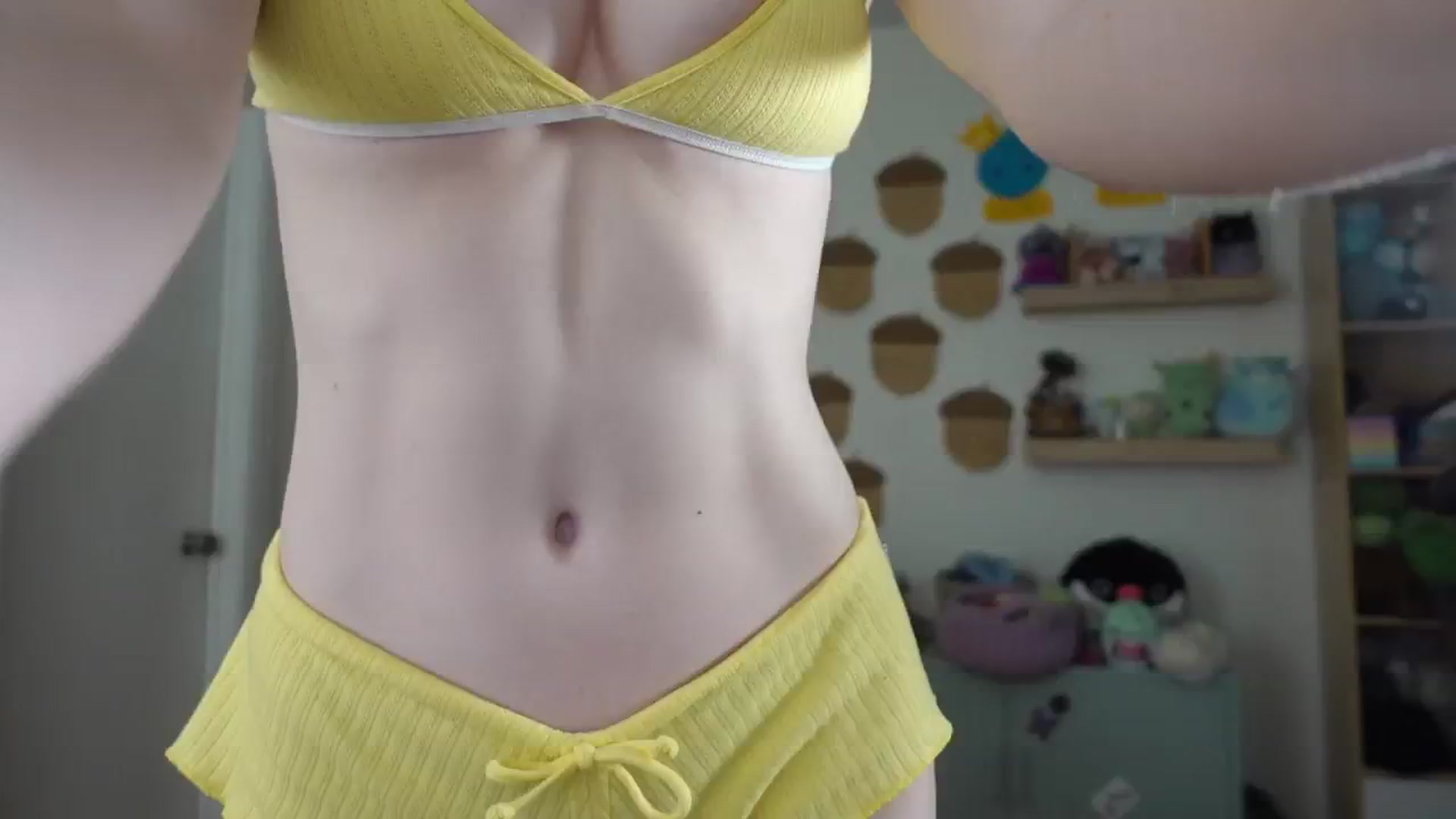 Gallery image thumbnail from Lil_blueberry's myfreecams stream on, 09/11/2024, 21:17 image 5 of 20