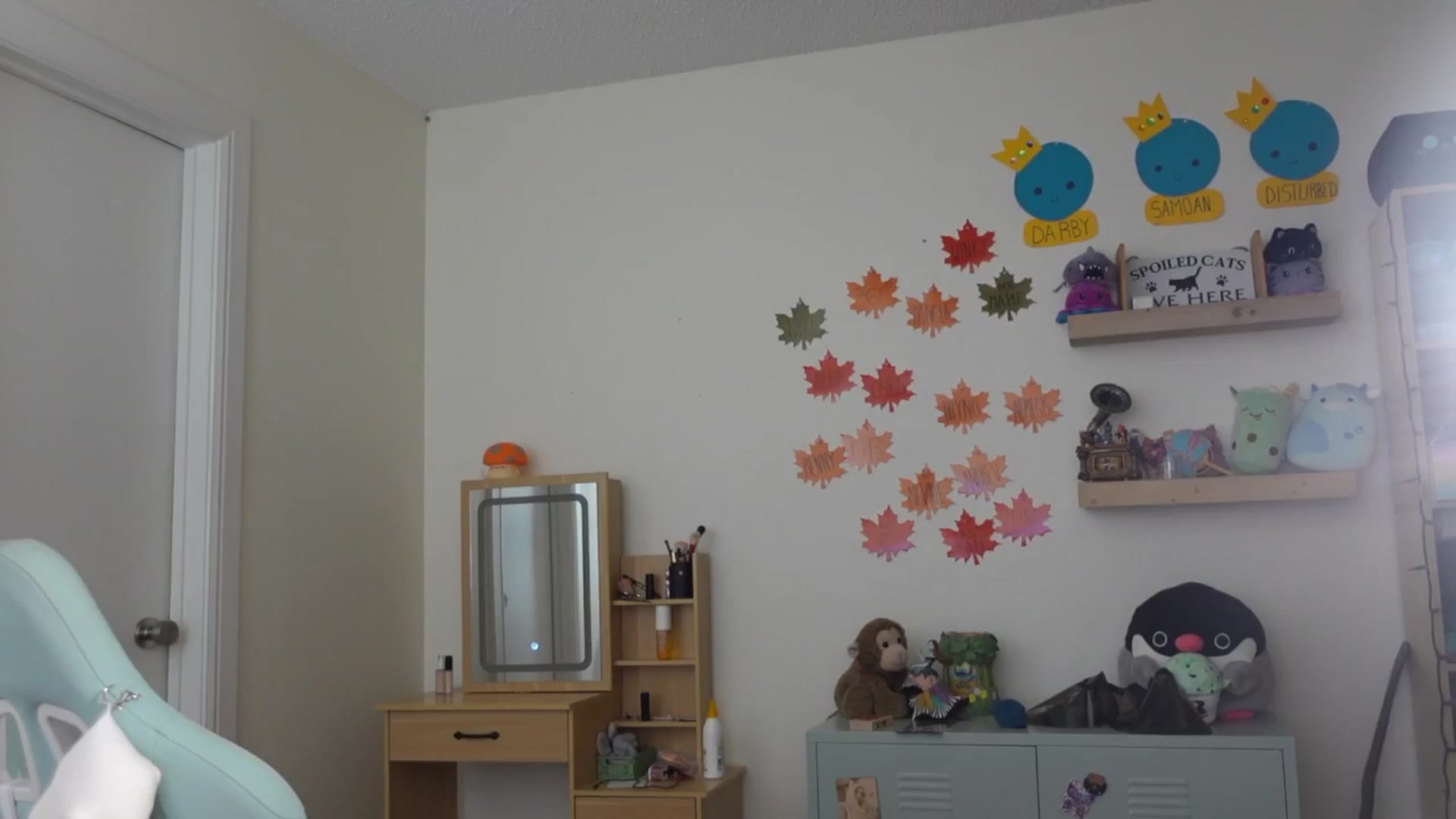 Gallery image thumbnail from Lil_blueberry's myfreecams stream on, 11/20/2024, 03:56 image 13 of 20