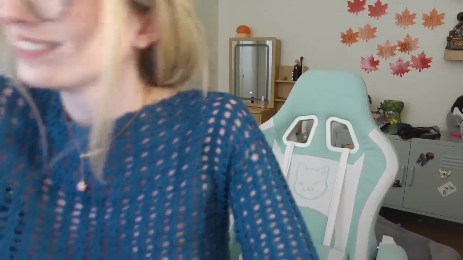 Gallery image thumbnail from Lil_blueberry's myfreecams stream on, 11/27/2024, 03:33 image 15 of 20