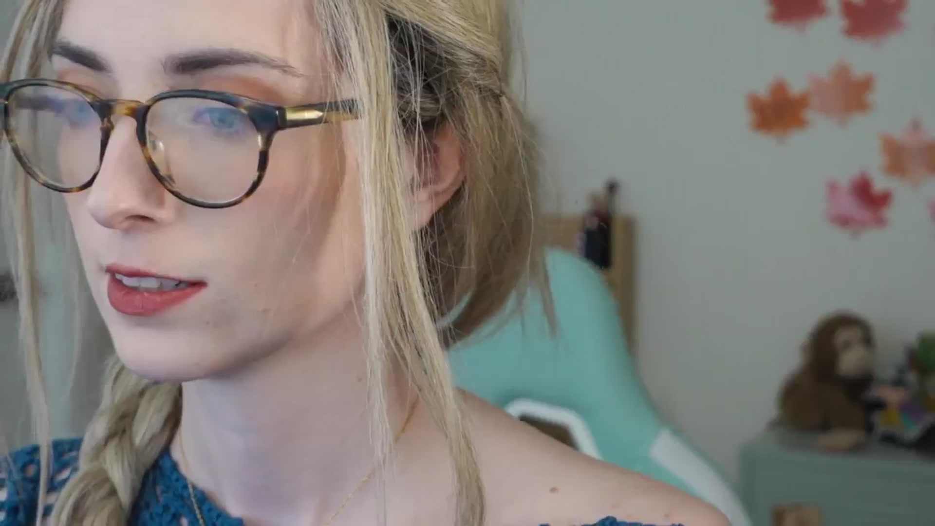Gallery image thumbnail from Lil_blueberry's myfreecams stream on, 11/27/2024, 03:33 image 11 of 20