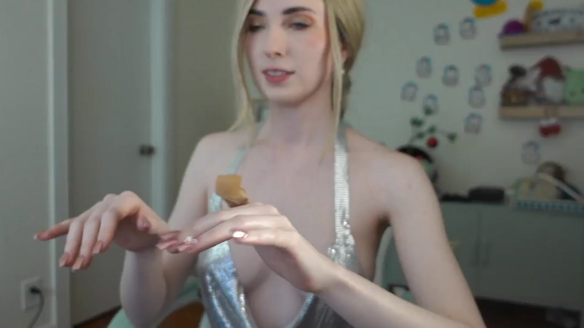 Gallery image thumbnail from Lil_blueberry's myfreecams stream on, 12/30/2024, 02:11 image 20 of 20