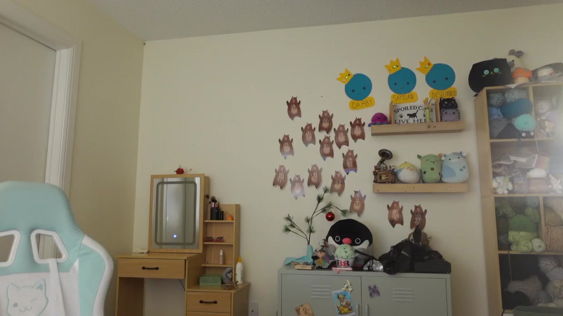 Gallery image thumbnail from Lil_blueberry's myfreecams stream on, 01/10/2025, 04:40 image 2 of 20