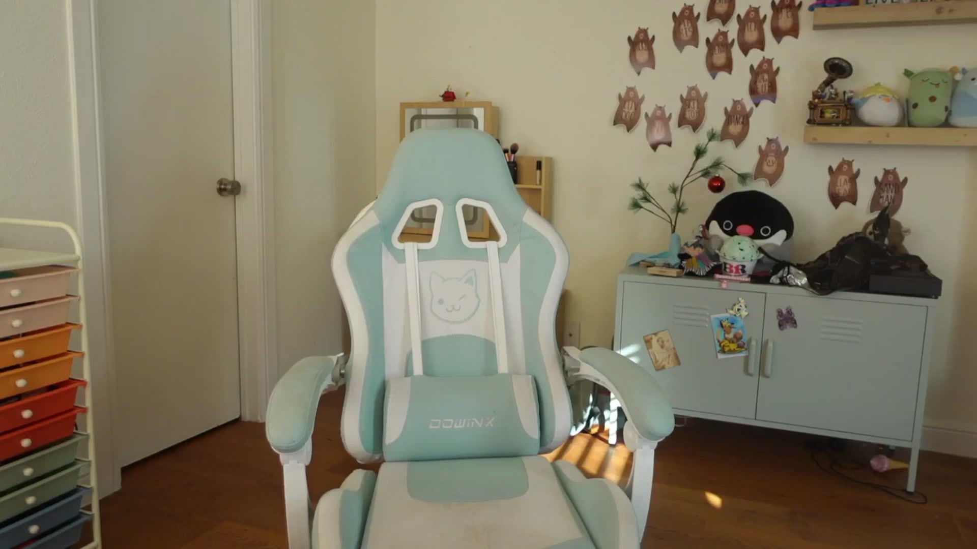 Gallery image thumbnail from Lil_blueberry's myfreecams stream on, 01/11/2025, 21:52 image 14 of 20