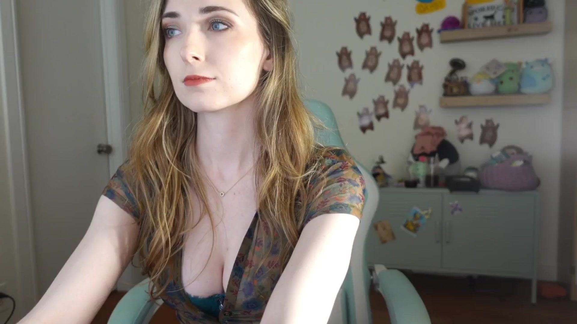 Gallery image thumbnail from Lil_blueberry's myfreecams stream on, 01/31/2025, 04:14 image 1 of 20