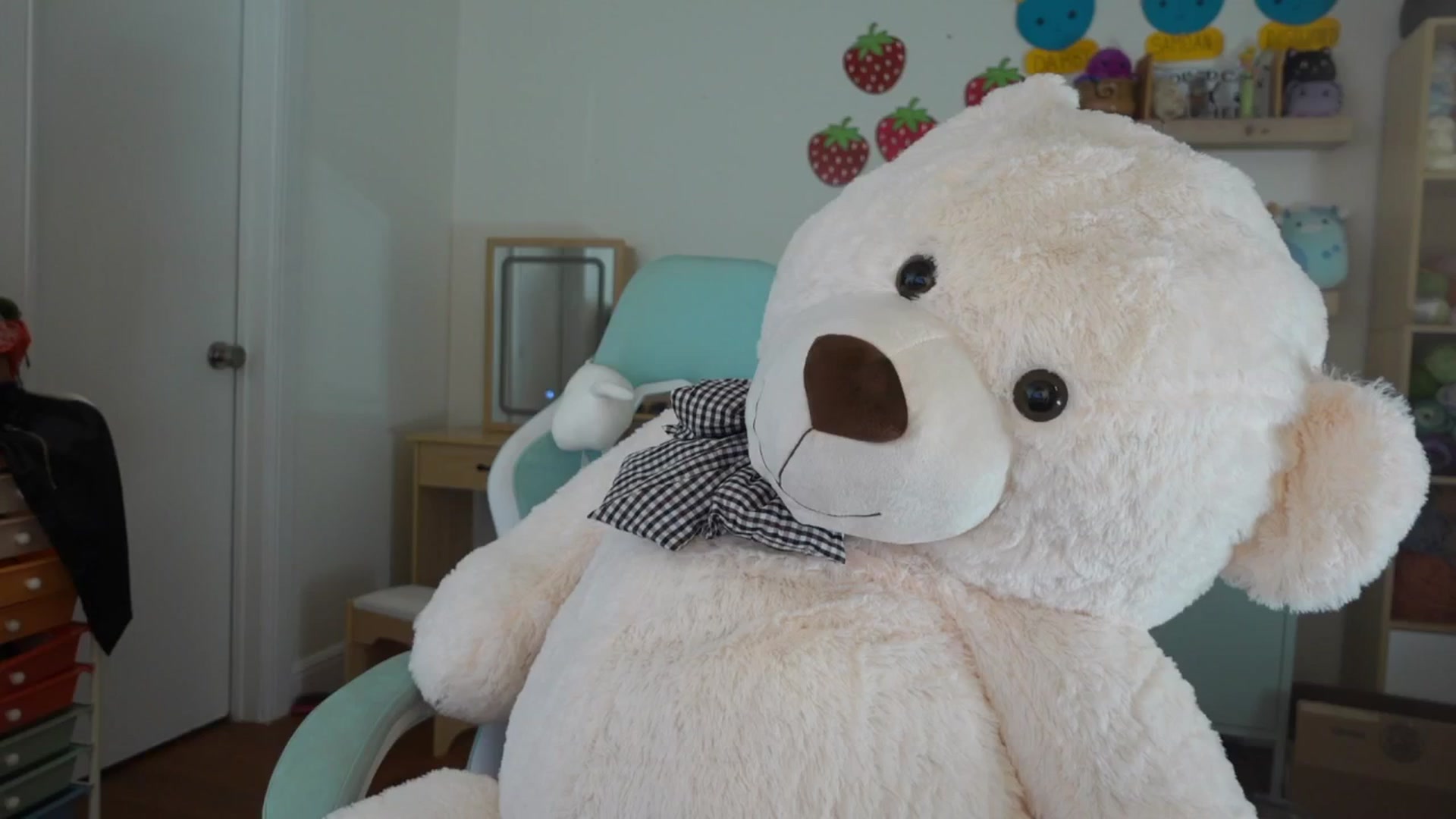 Gallery image thumbnail from Lil_blueberry's myfreecams stream on, 02/24/2025, 21:39 image 8 of 20