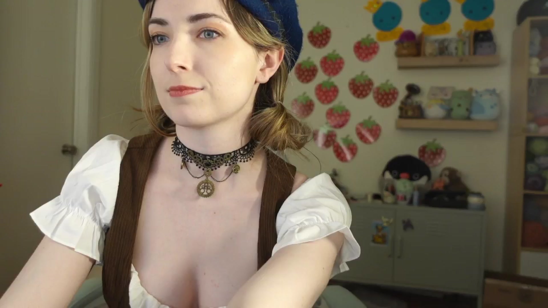 Gallery image thumbnail from Lil_blueberry's myfreecams stream on, 02/27/2025, 04:21 image 16 of 20