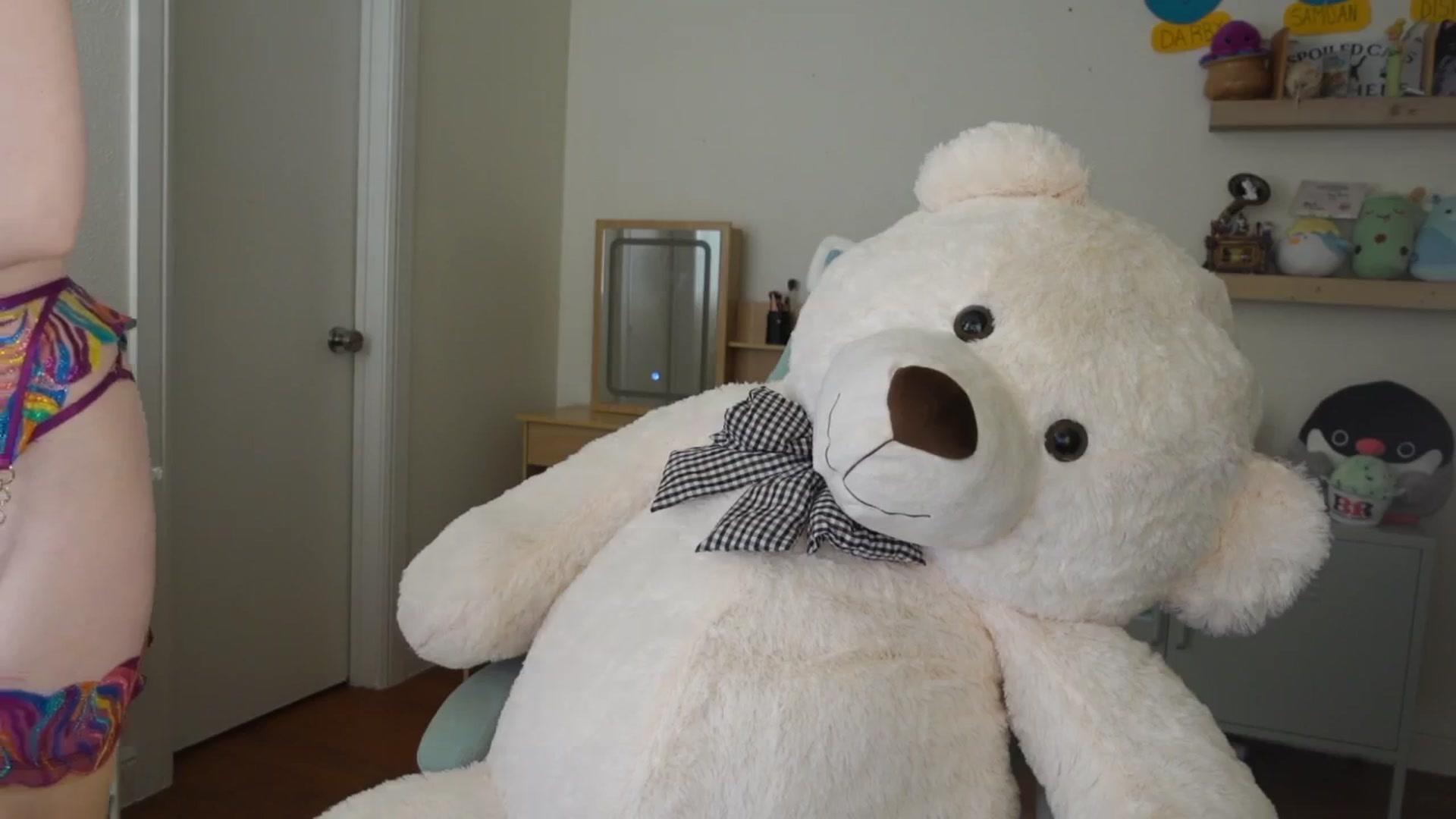 Gallery image thumbnail from Lil_blueberry's myfreecams stream on, 03/06/2025, 03:49 image 10 of 20